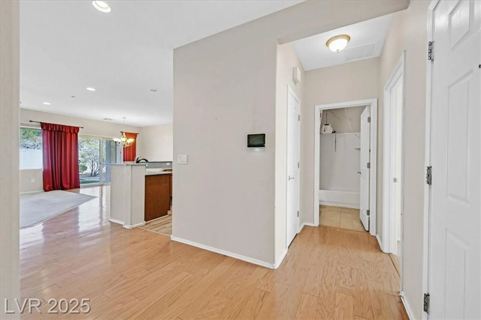 Property Slideshow image 17 of 32 | 2251 bildad dr, Henderson, NV, 89044