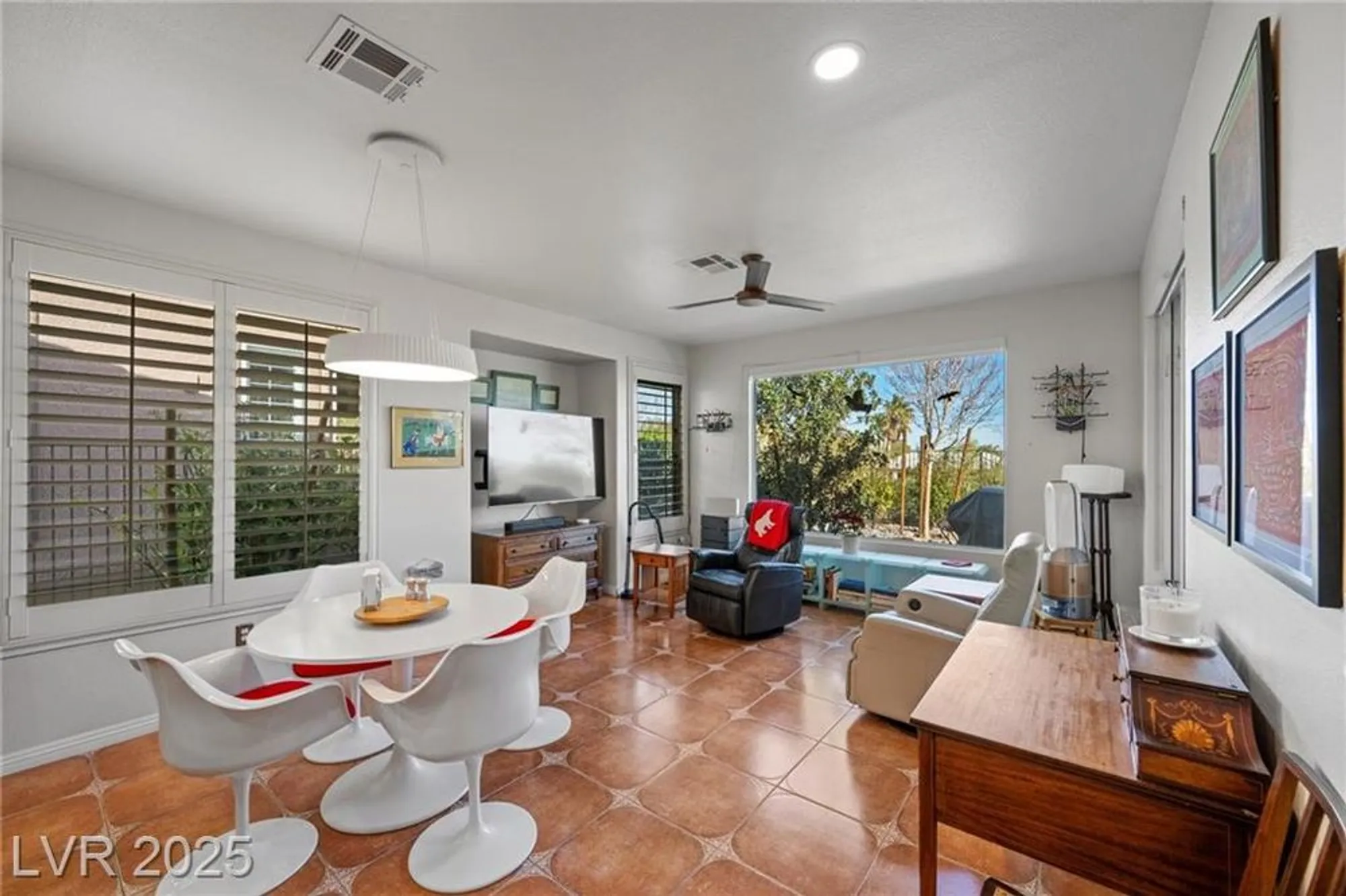 Property Slideshow image 27 of 99 | 4618 atlantico st, Las Vegas, NV, 89135