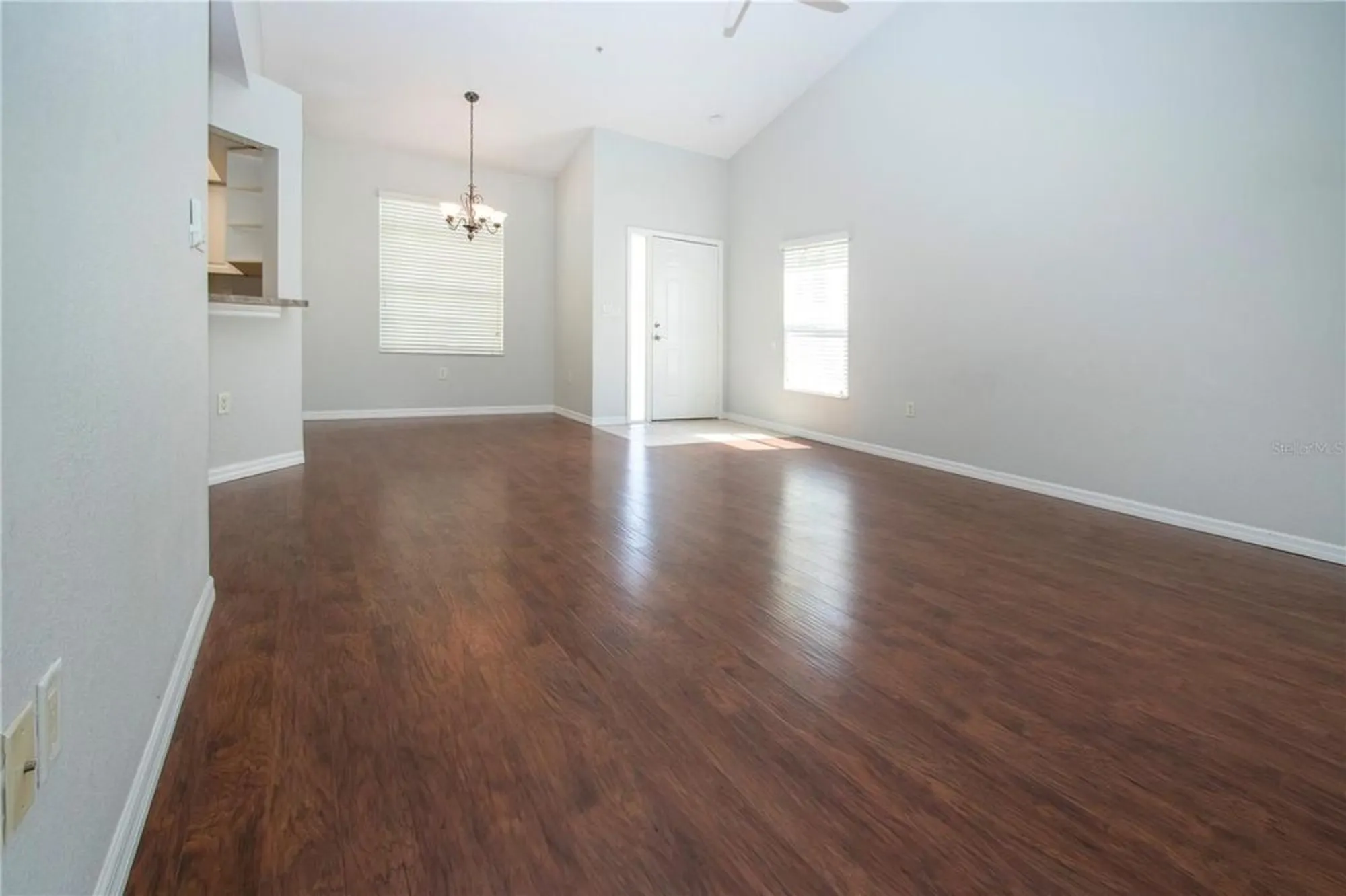 Property Slideshow image 17 of 71 | 6426 bay cedar ln # 101, Bradenton, FL, 34203