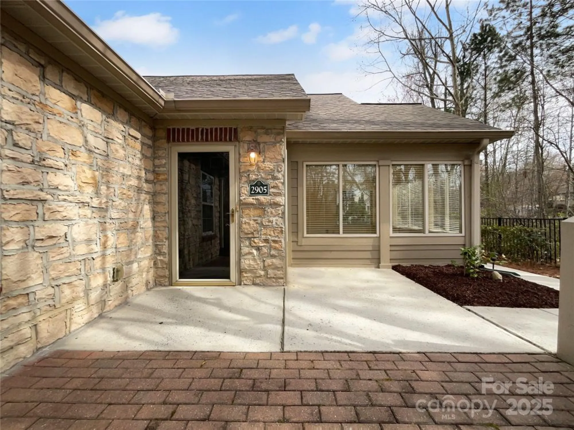 Property Slideshow image 8 of 20 | 2905 polo view ln, Matthews, NC, 28105