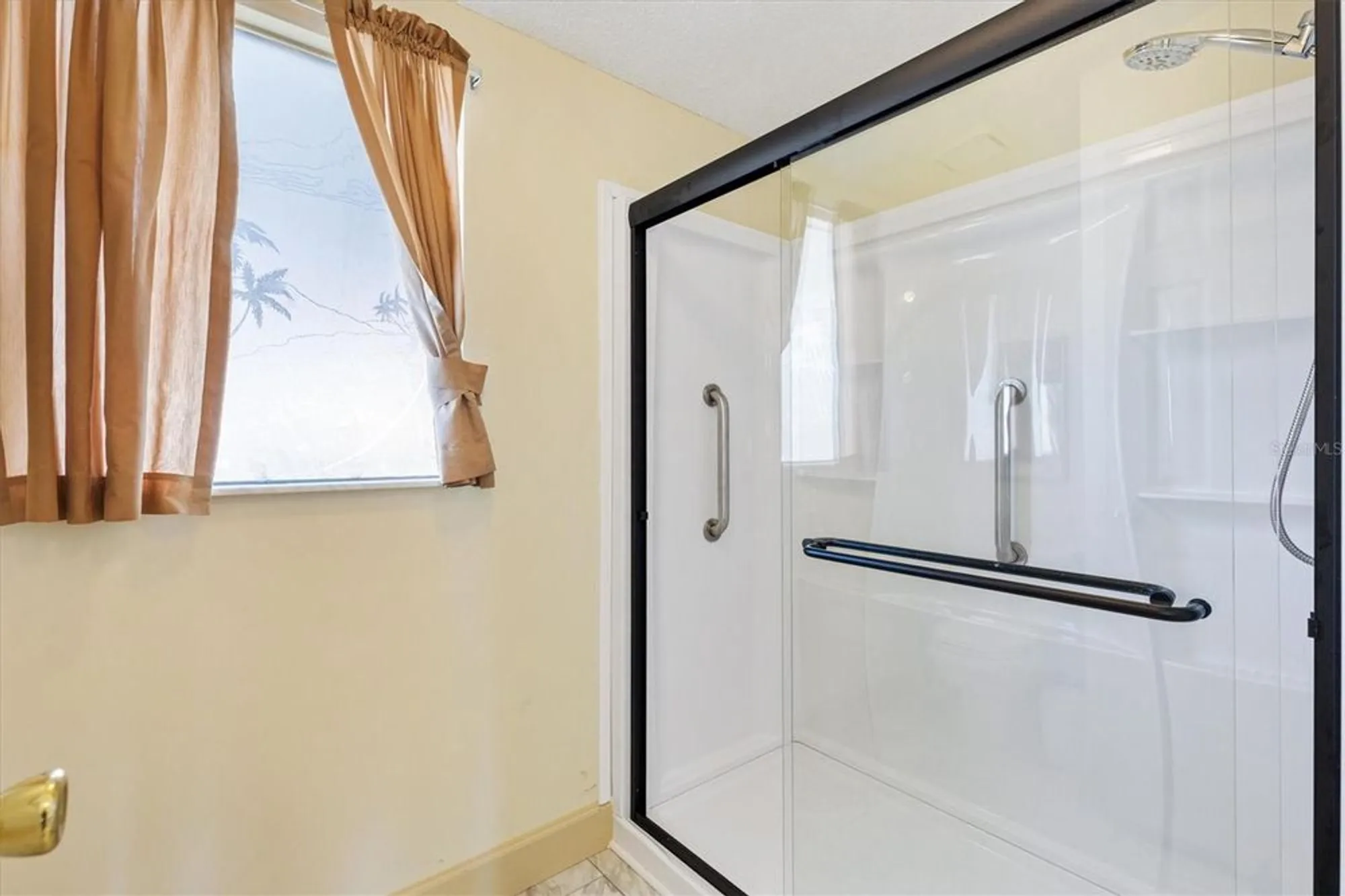 Property Slideshow image 20 of 38 | 523 bonita dr, The Villages, FL, 32159