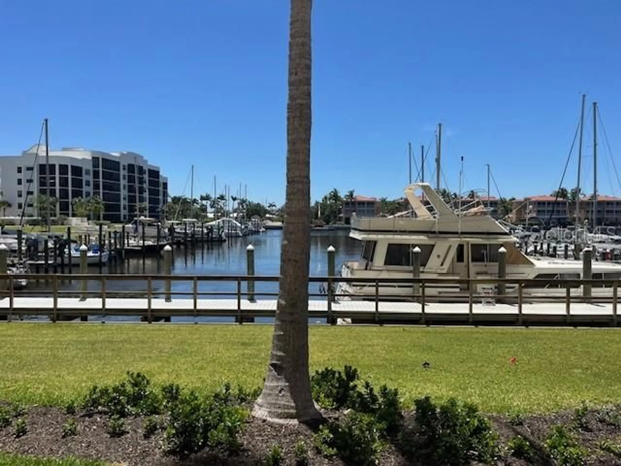 Property Slideshow image 8 of 45 | 2060 matecumbe key rd 2104, Punta Gorda, FL, 33955