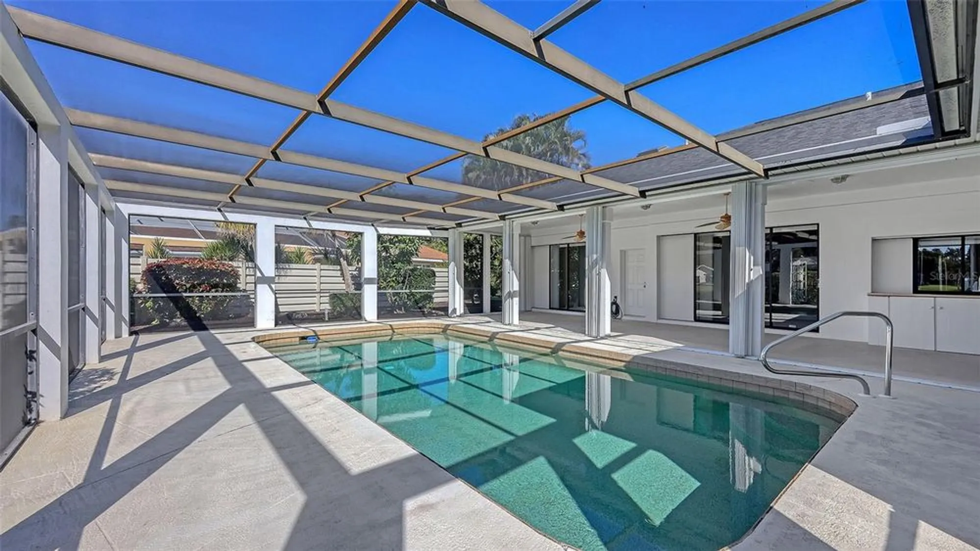 Property Slideshow image 44 of 60 | 8068 estates dr, Sarasota, FL, 34243