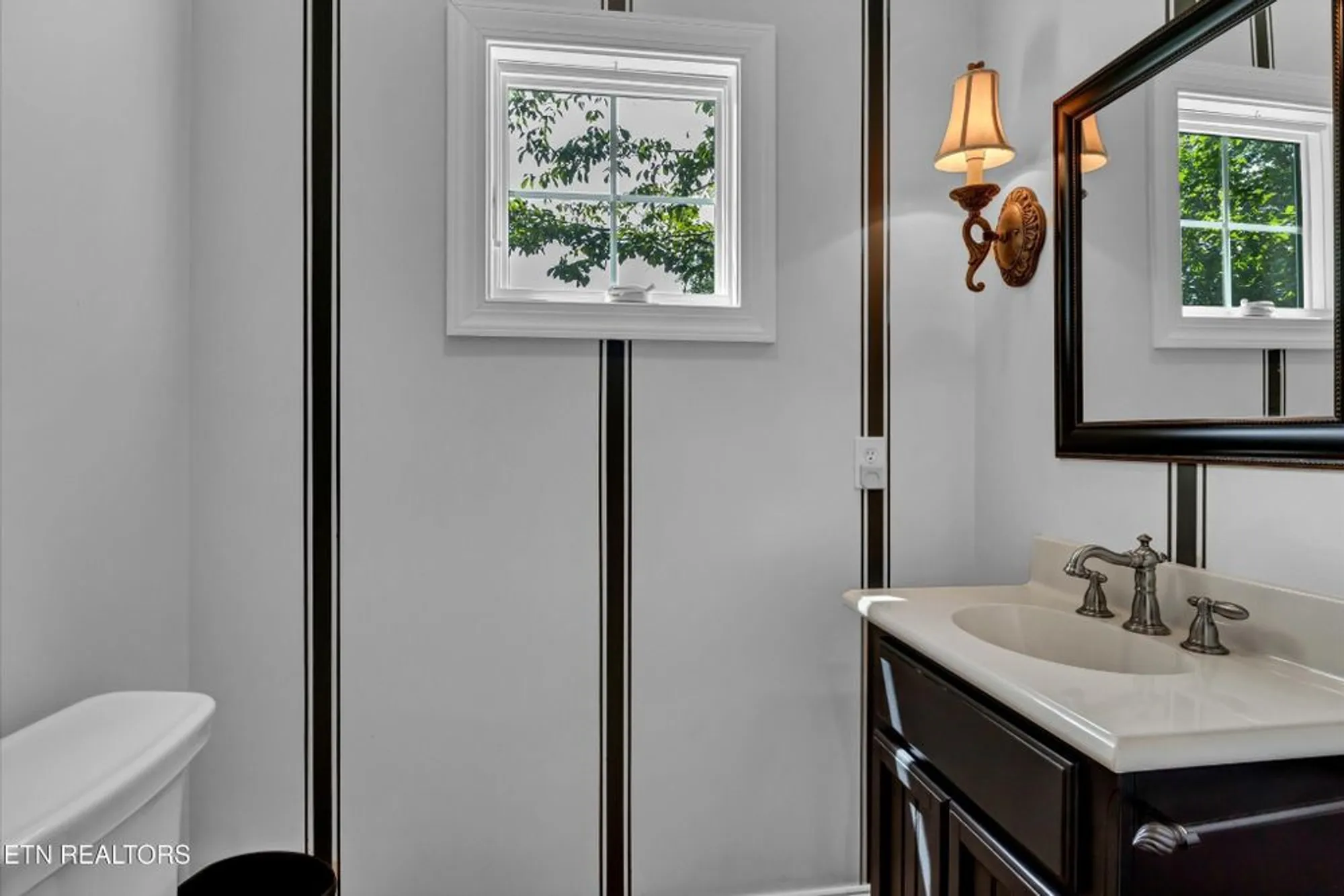 Property Slideshow image 13 of 25 | 140 ootsima way, Loudon, TN, 37774