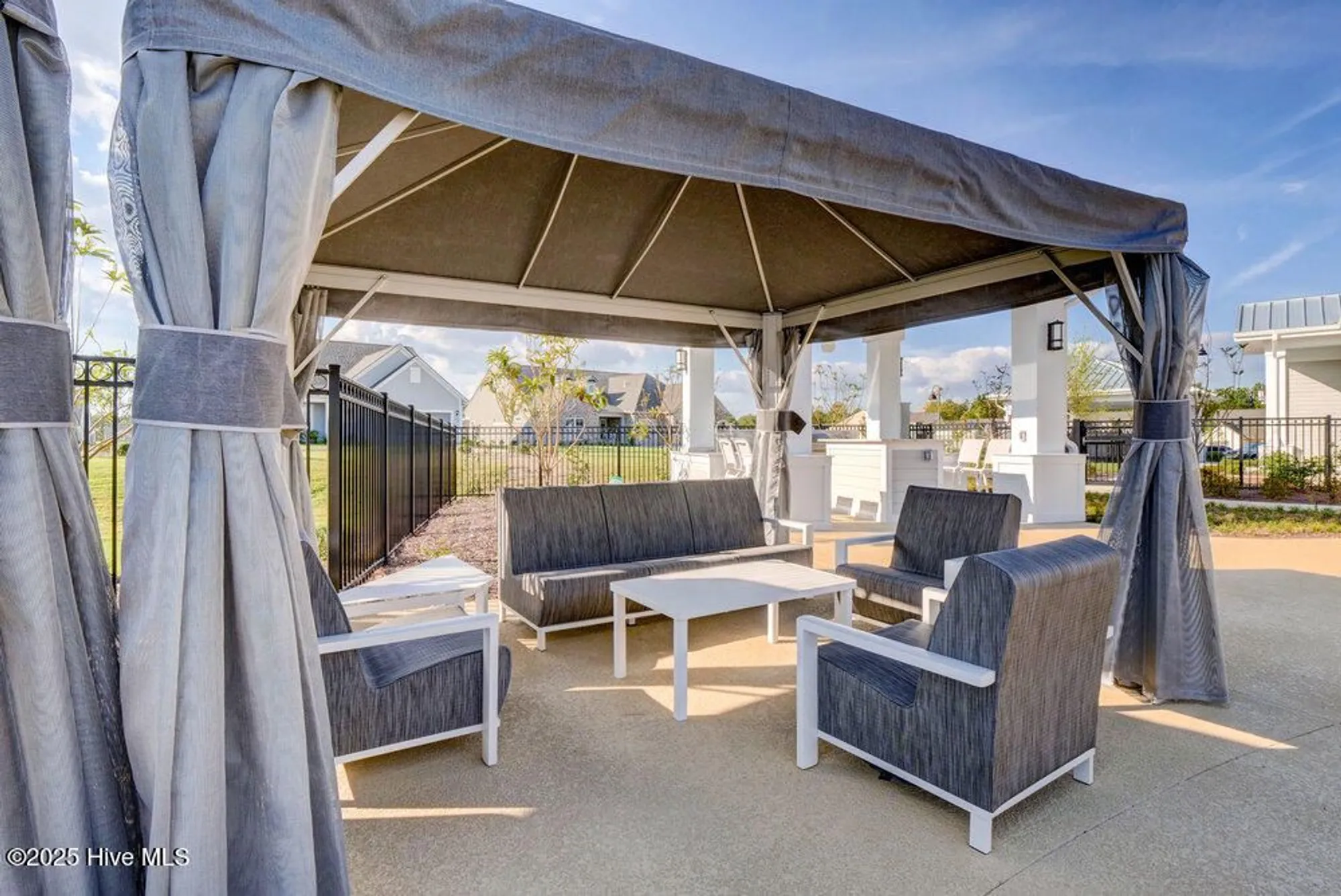 Property Slideshow image 49 of 54 | 452 deveraux dr, Wilmington, NC, 28412