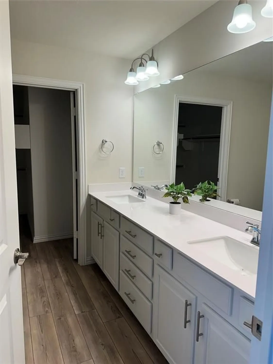 Property Slideshow image 10 of 15 | 841 hidden eddy dr, Mckinney, TX, 75071