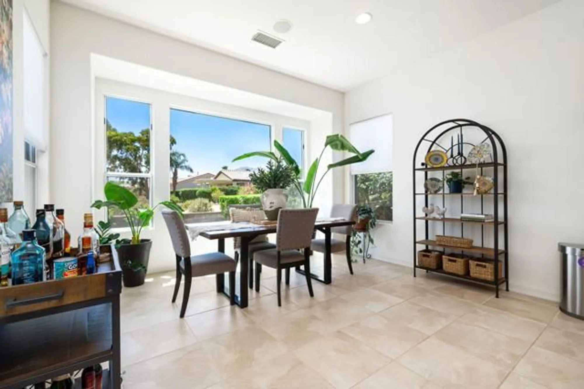 Property Slideshow image 18 of 77 | 81799 prism dr, La Quinta, CA, 92253