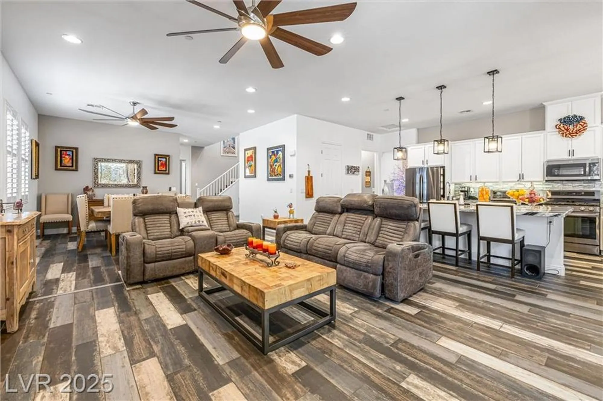 Property Slideshow image 15 of 50 | 417 honeybrush ave, Henderson, NV, 89011