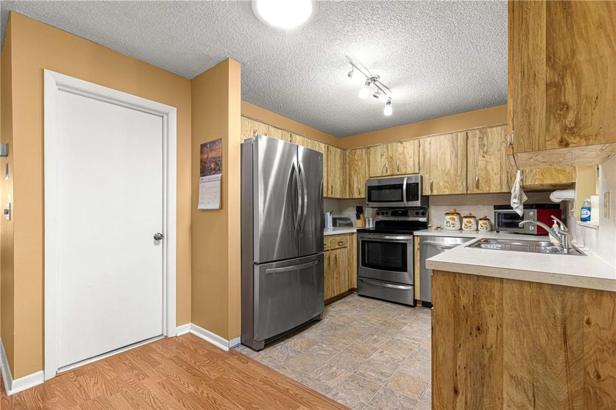 Property Slideshow image 19 of 28 | 8747 sw 98th street rd f, Ocala, FL, 34481