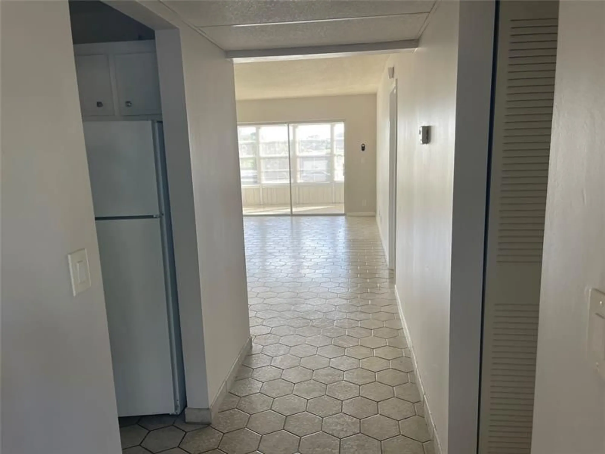 Property Slideshow image 6 of 57 | 1005 country club dr apt 205, Margate, FL, 33063