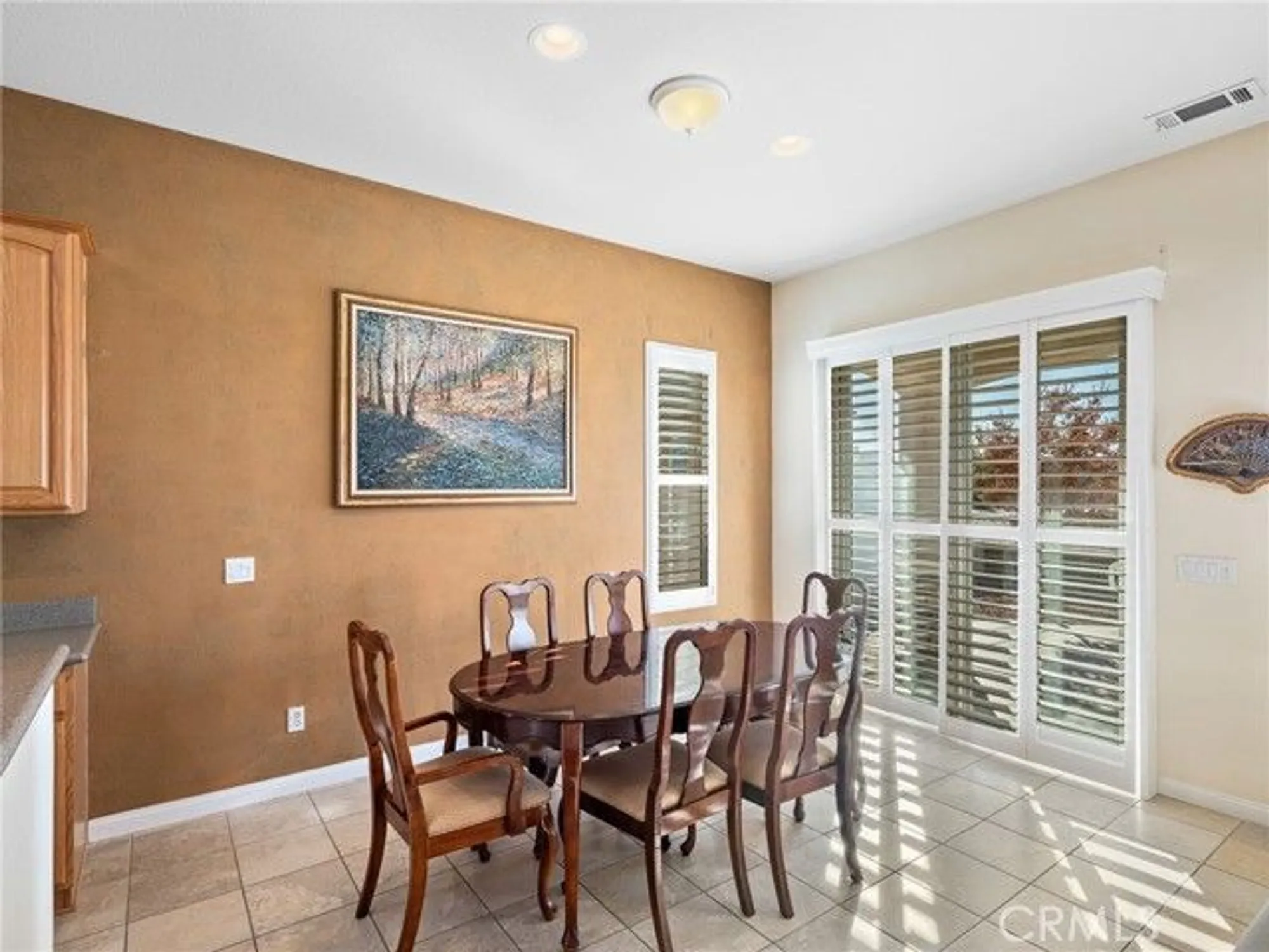 Property Slideshow image 14 of 52 | 10446 bridge haven rd, Apple Valley, CA, 92308
