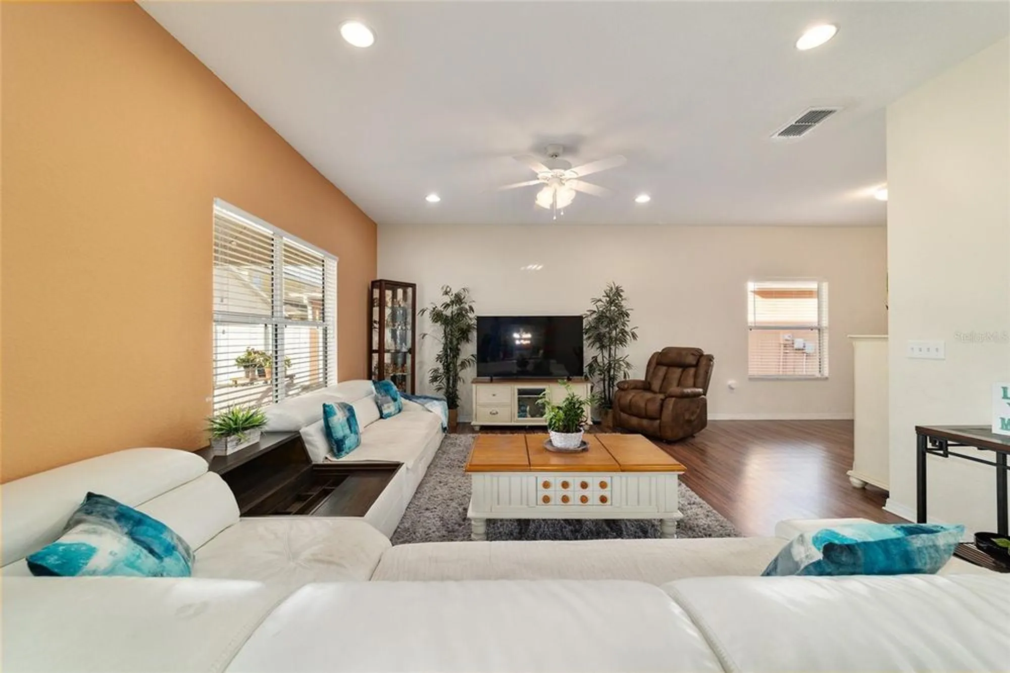 Property Slideshow image 29 of 54 | 12312 ne 48th loop, Oxford, FL, 34484