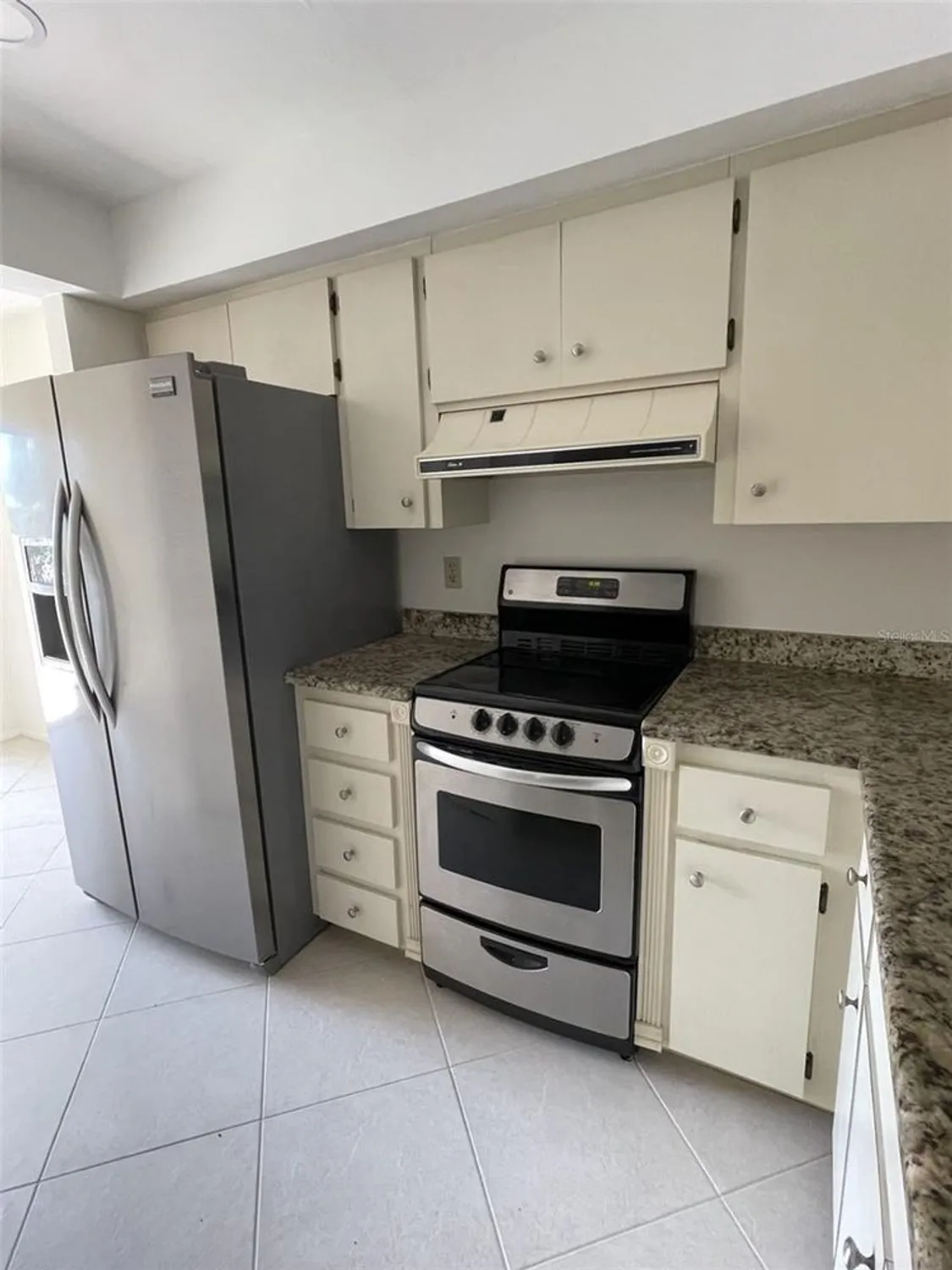 Property Slideshow image 16 of 59 | 7030 w country club dr n # 128, Sarasota, FL, 34243