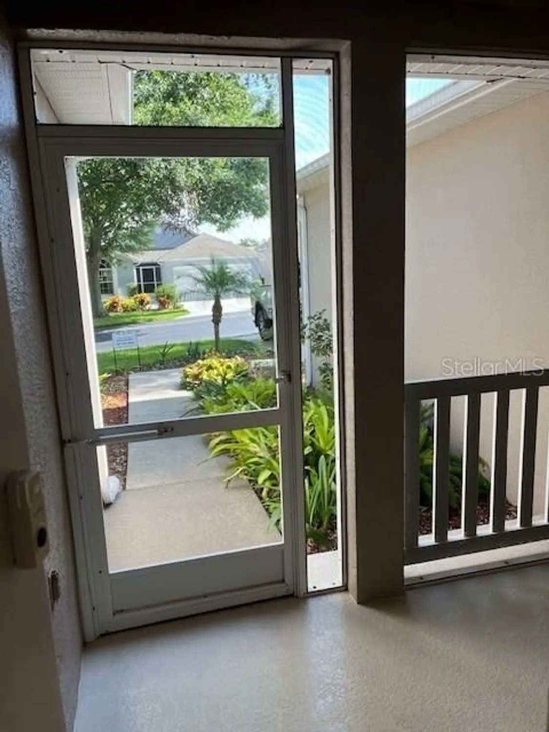 Property Slideshow image 3 of 23 | 4012 capland ave, Clermont, FL, 34711