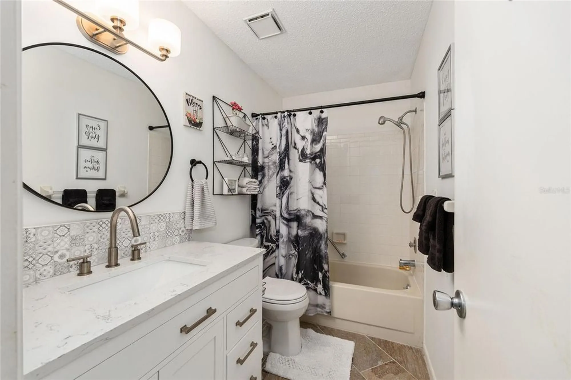 Property Slideshow image 27 of 37 | 8580 sw 97th lane rd b, Ocala, FL, 34481