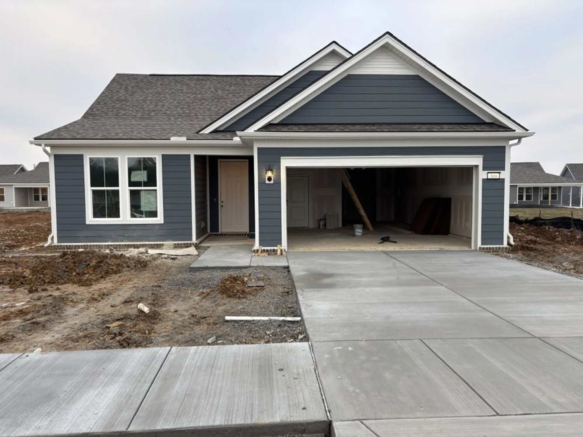 Property Slideshow image 1 of 54 | 905 bur oak rd, Lebanon, TN, 37090