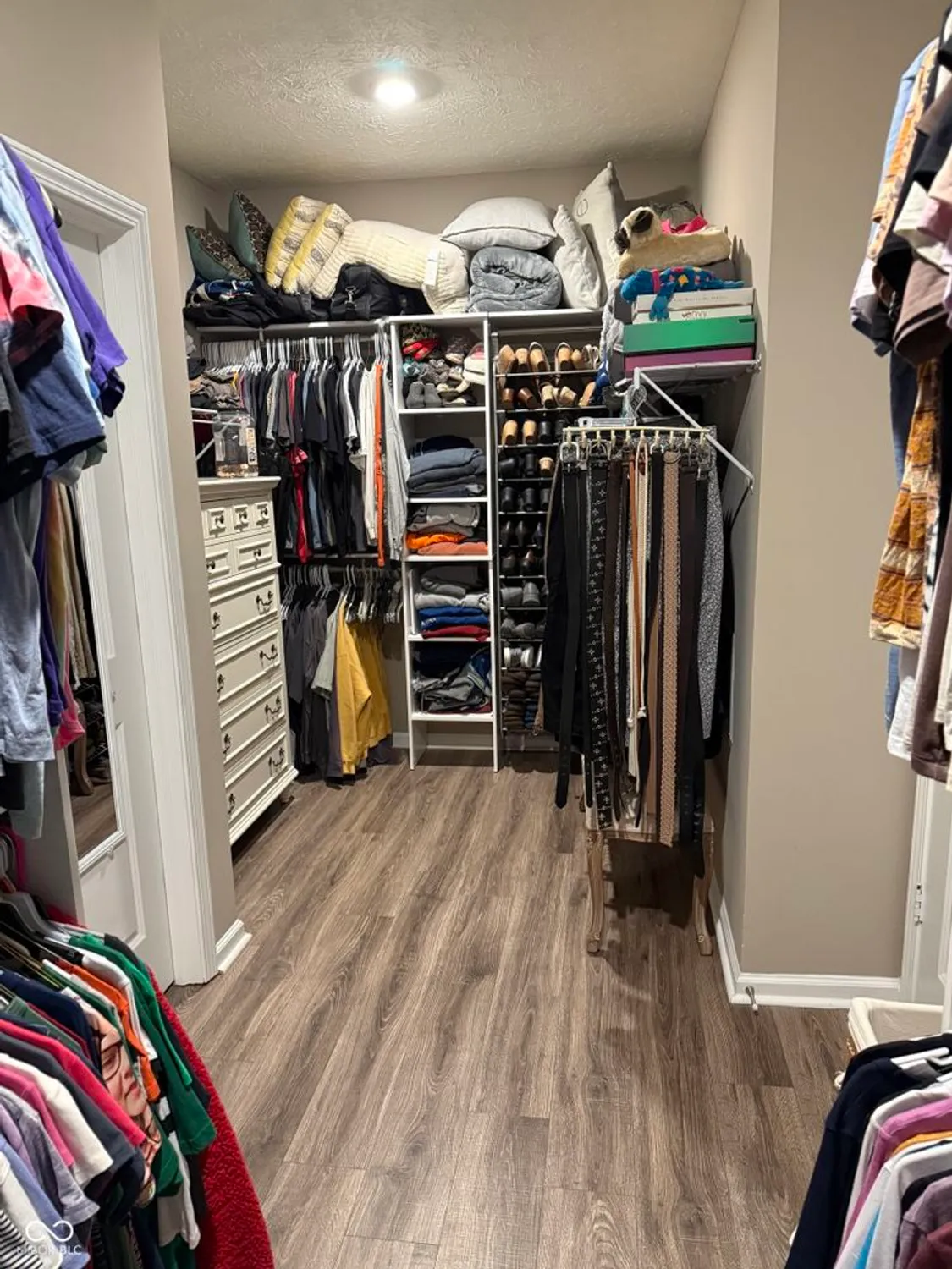 Property Slideshow image 13 of 42 | 6123 haworth cir, Plainfield, IN, 46168