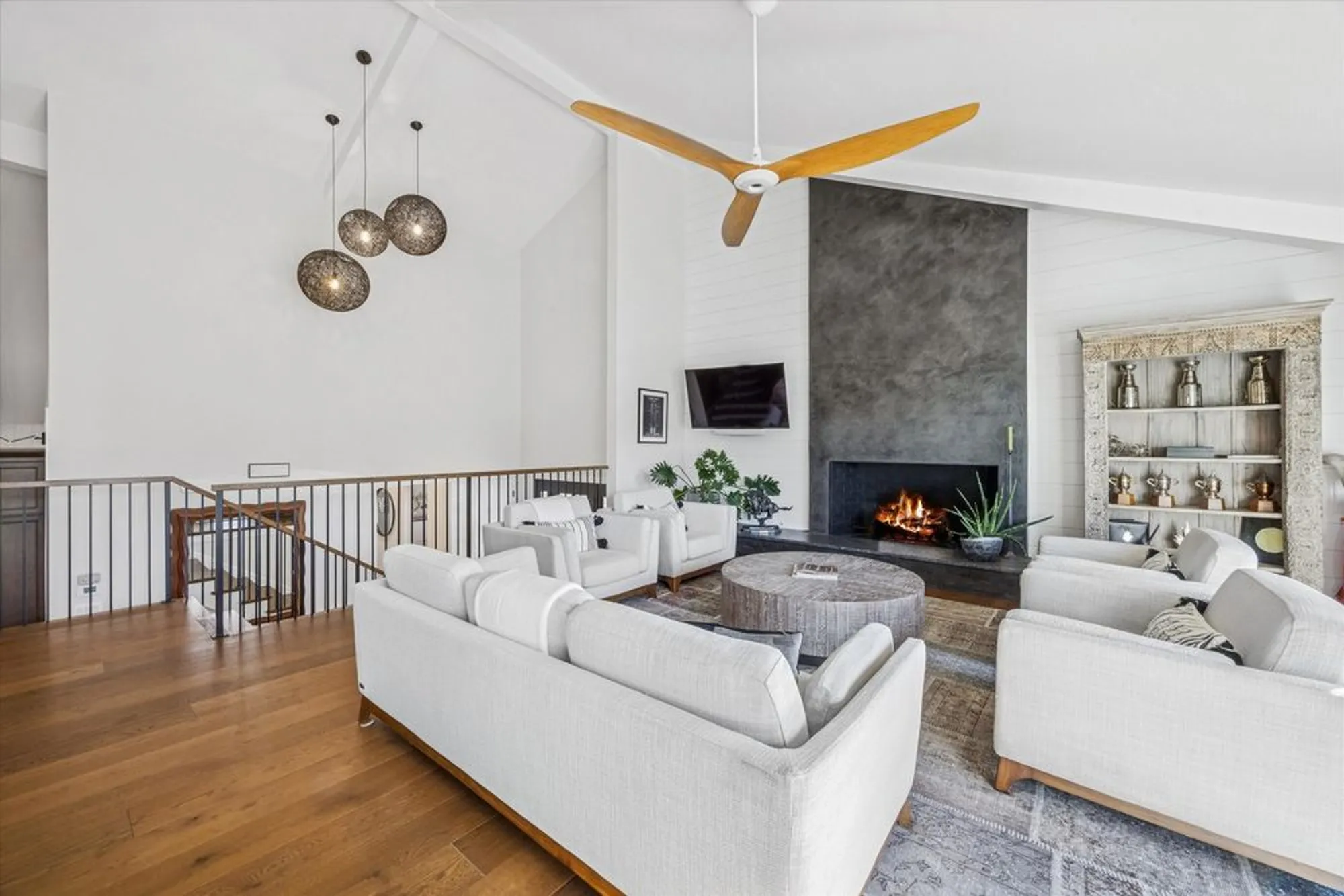 Property Slideshow image 5 of 30 | , Oak Brook, IL, 60523