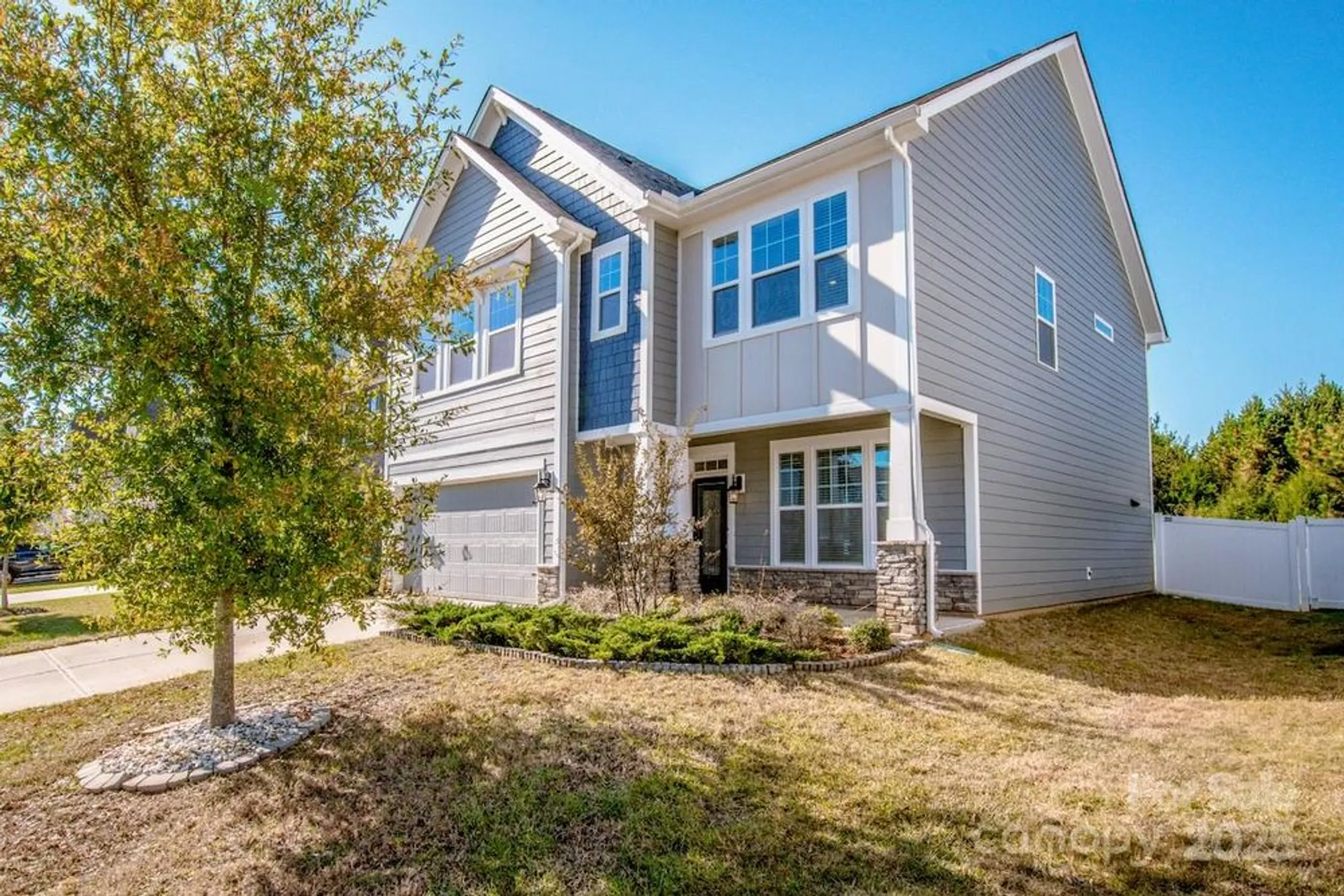 Property Slideshow image 2 of 30 | 129 candlelight way, Mooresville, NC, 28115