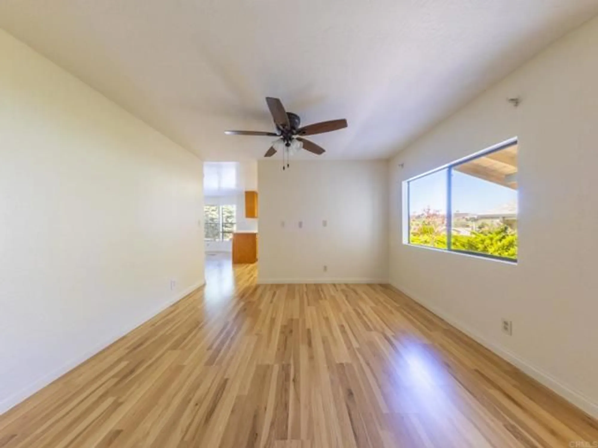 Property Slideshow image 10 of 37 | 2289 bryant dr, Carlsbad, CA, 92008