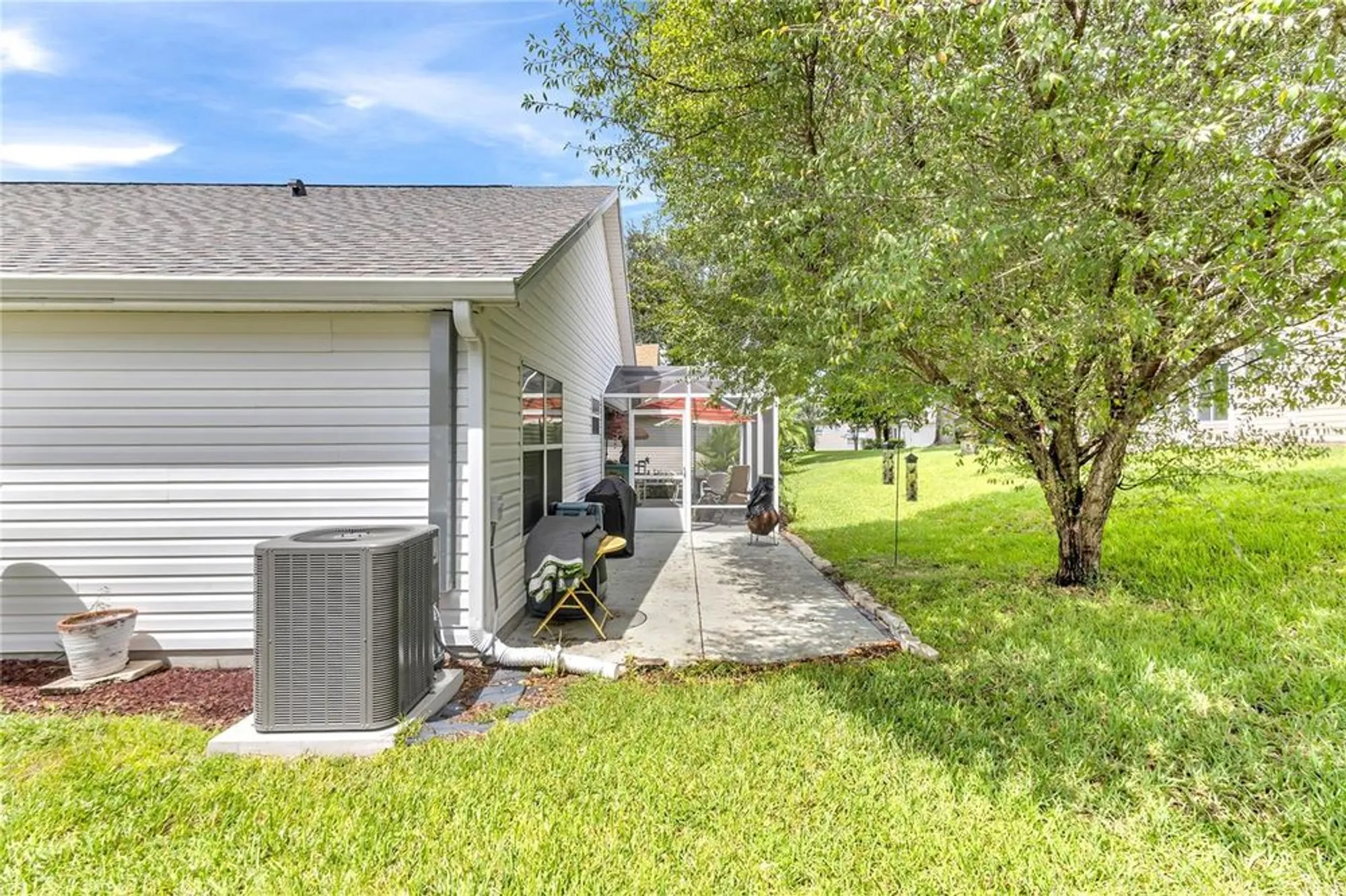 Property Slideshow image 4 of 42 | 25008 cranes roost cir, Leesburg, FL, 34748