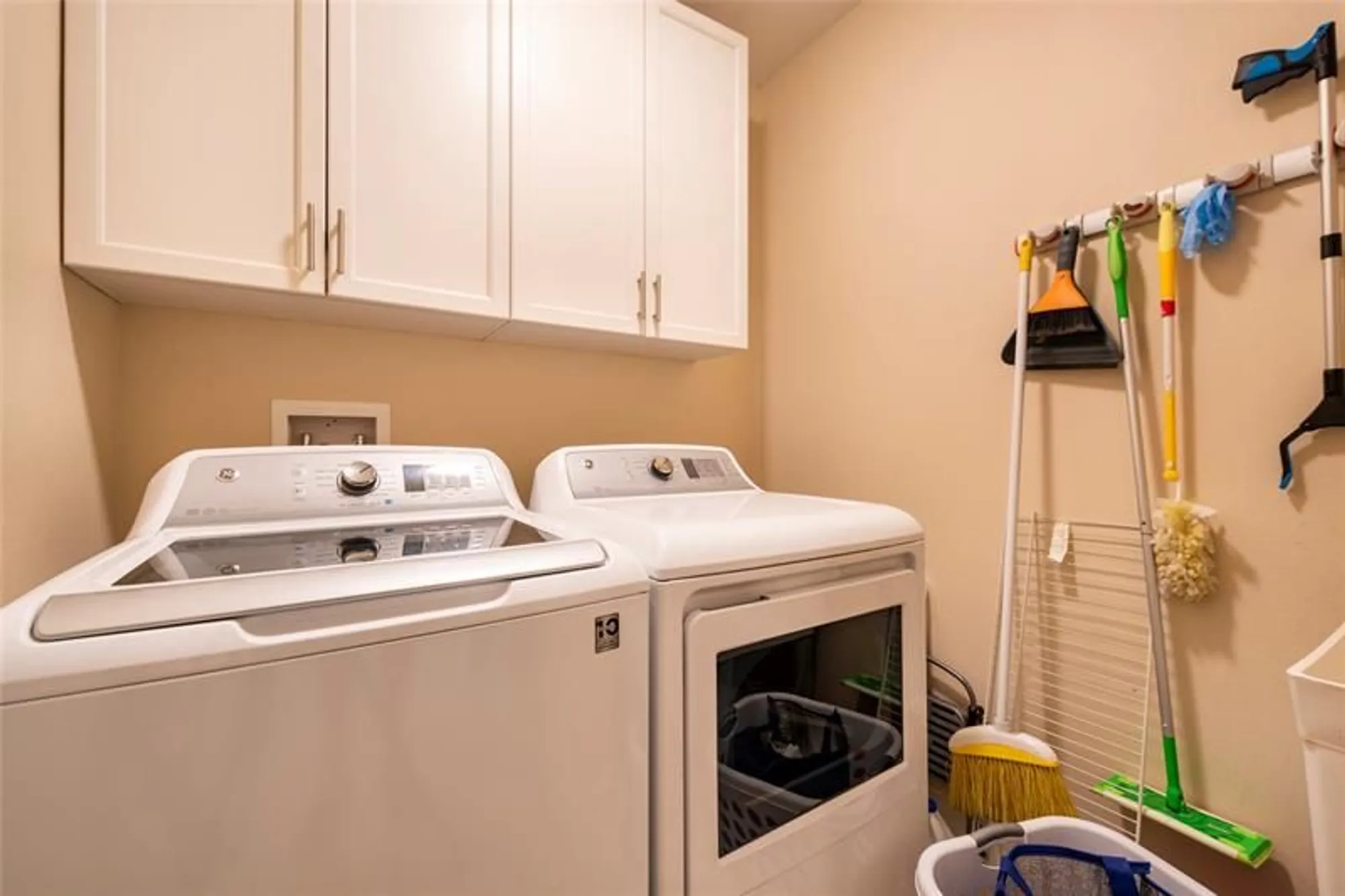 Property Slideshow image 34 of 39 | 16135 emerald estates dr 272, Weston, FL, 33331