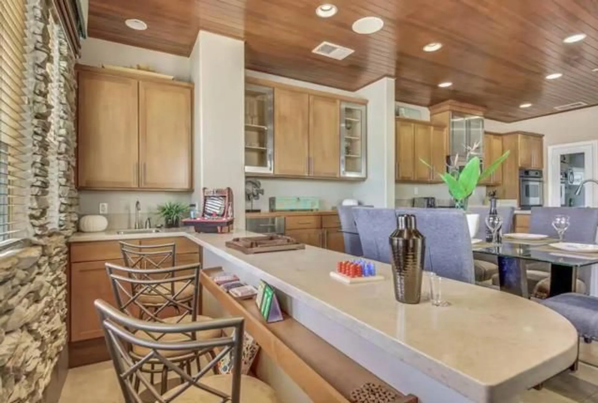 Property Slideshow image 6 of 36 | 43157 armonia ct, Indio, CA, 92203