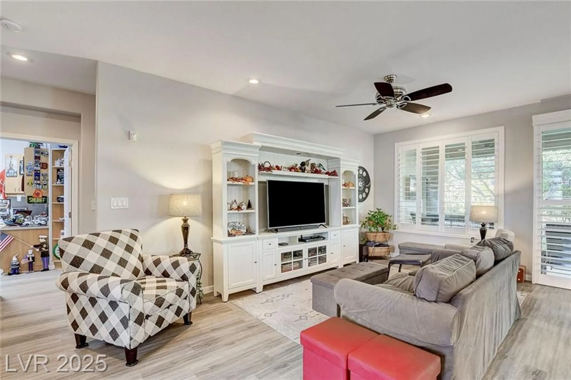 Property Slideshow image 7 of 54 | 10228 riva de destino ave, Las Vegas, NV, 89135