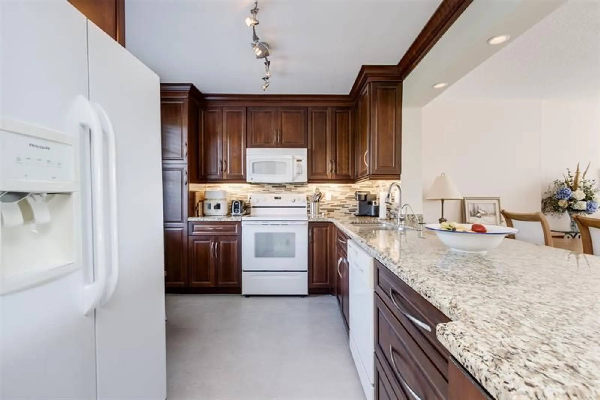 Property Slideshow image 6 of 42 | 414 se 10th st 302, Dania Beach, FL, 33004