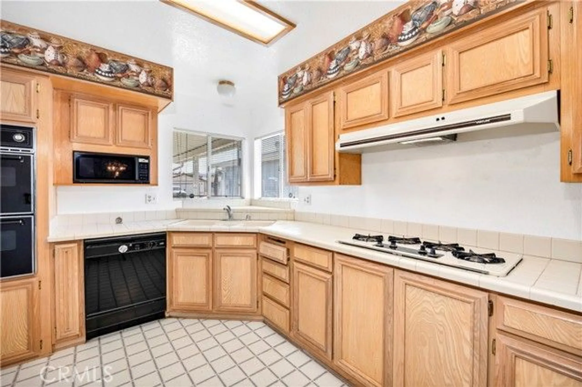 Property Slideshow image 11 of 41 | 1625 brentwood way, Hemet, CA, 92545