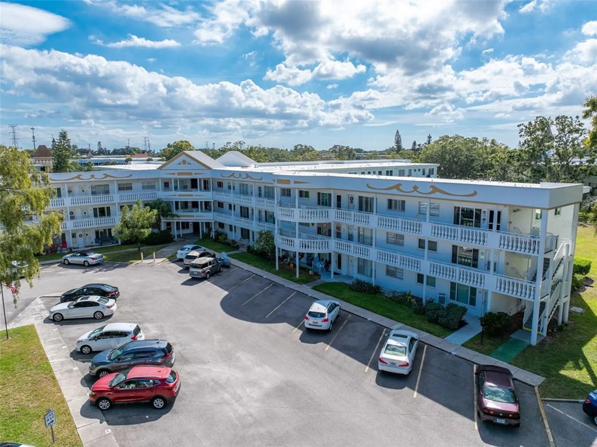 Property Slideshow image 22 of 43 | 2429 ecuadorian way 47, Clearwater, FL, 33763