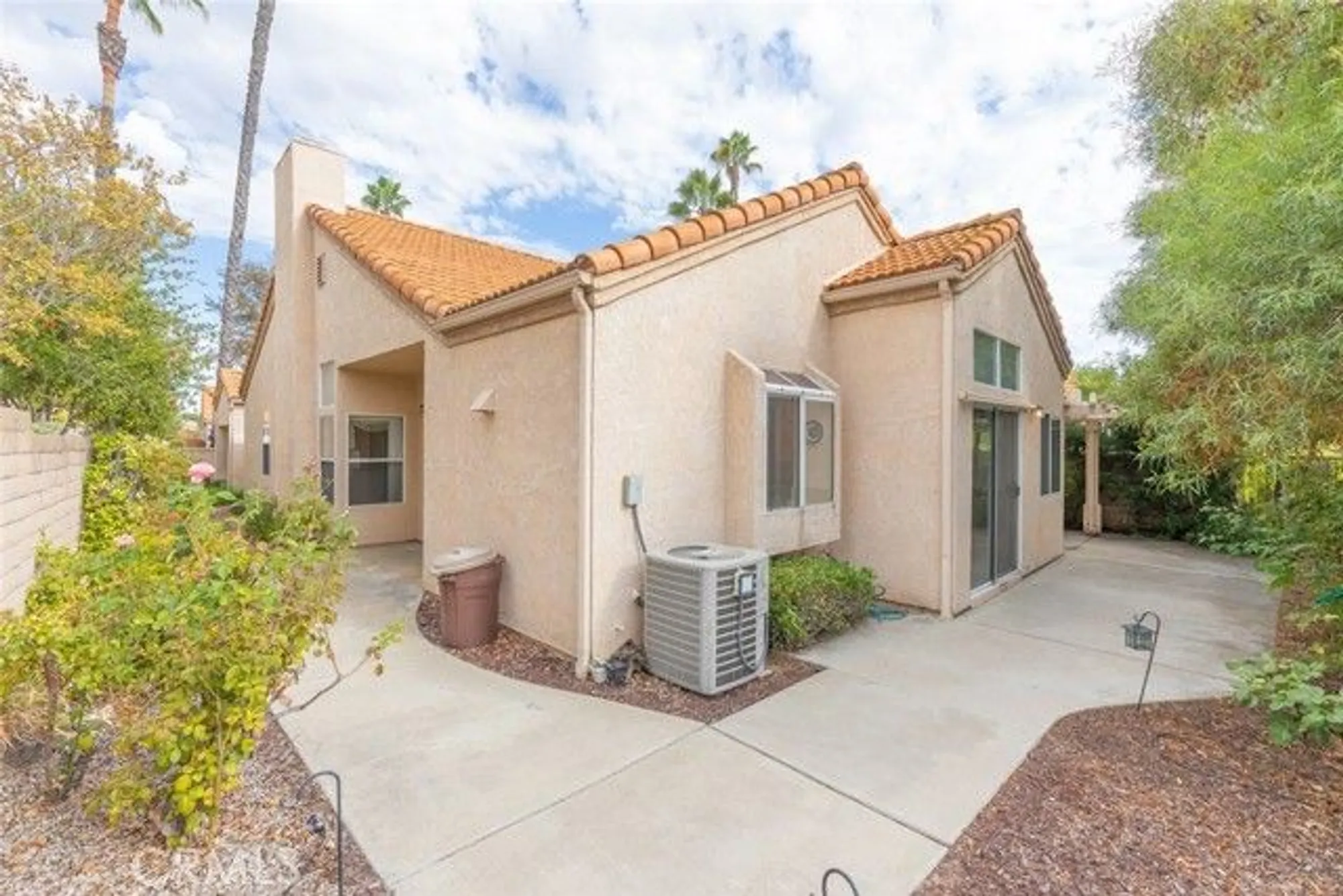 Property Slideshow image 27 of 56 | 40493 via estrada, Murrieta, CA, 92562