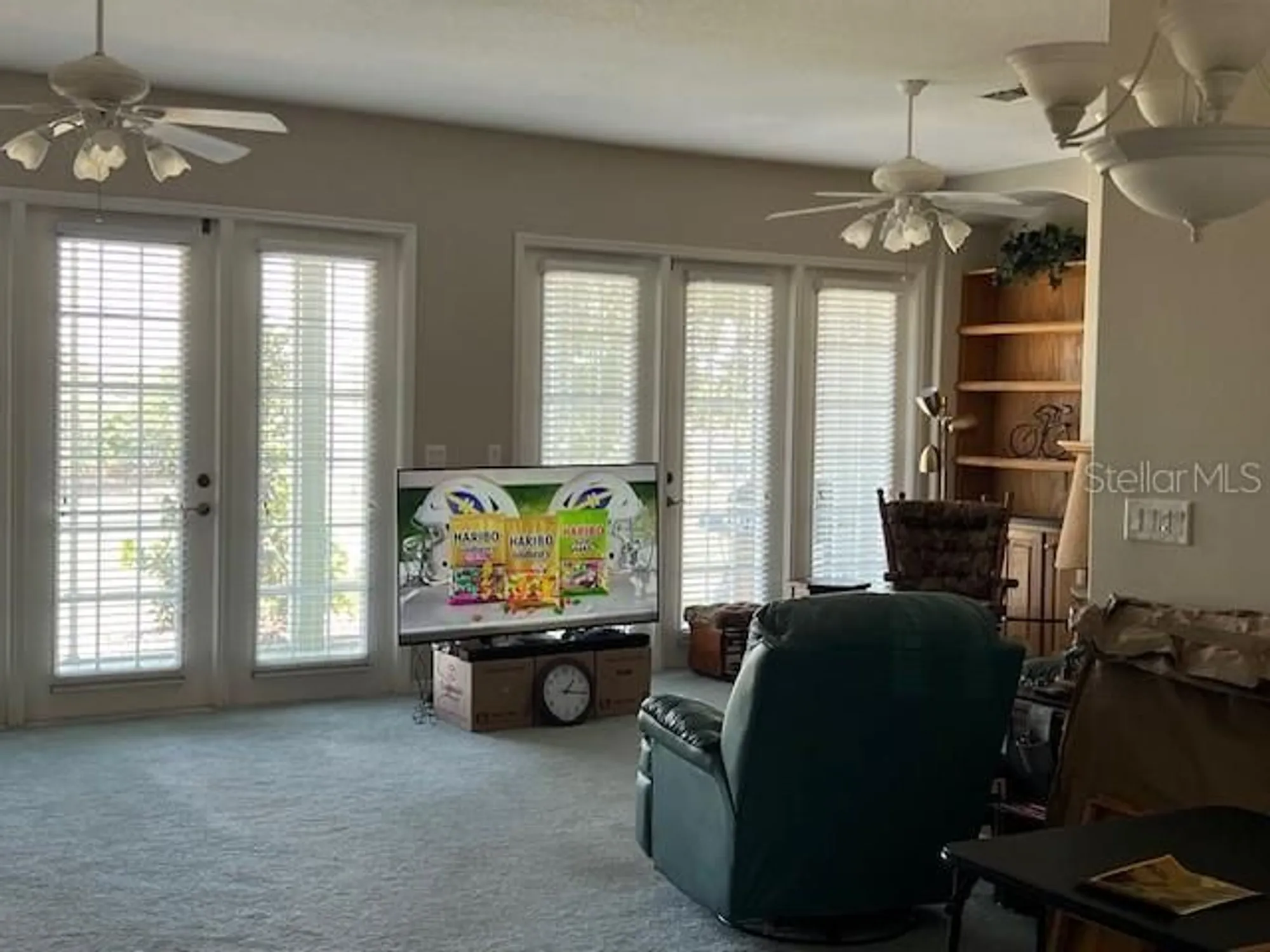 Property Slideshow image 4 of 60 | 1063 mesa verde ct, Clermont, FL, 34711