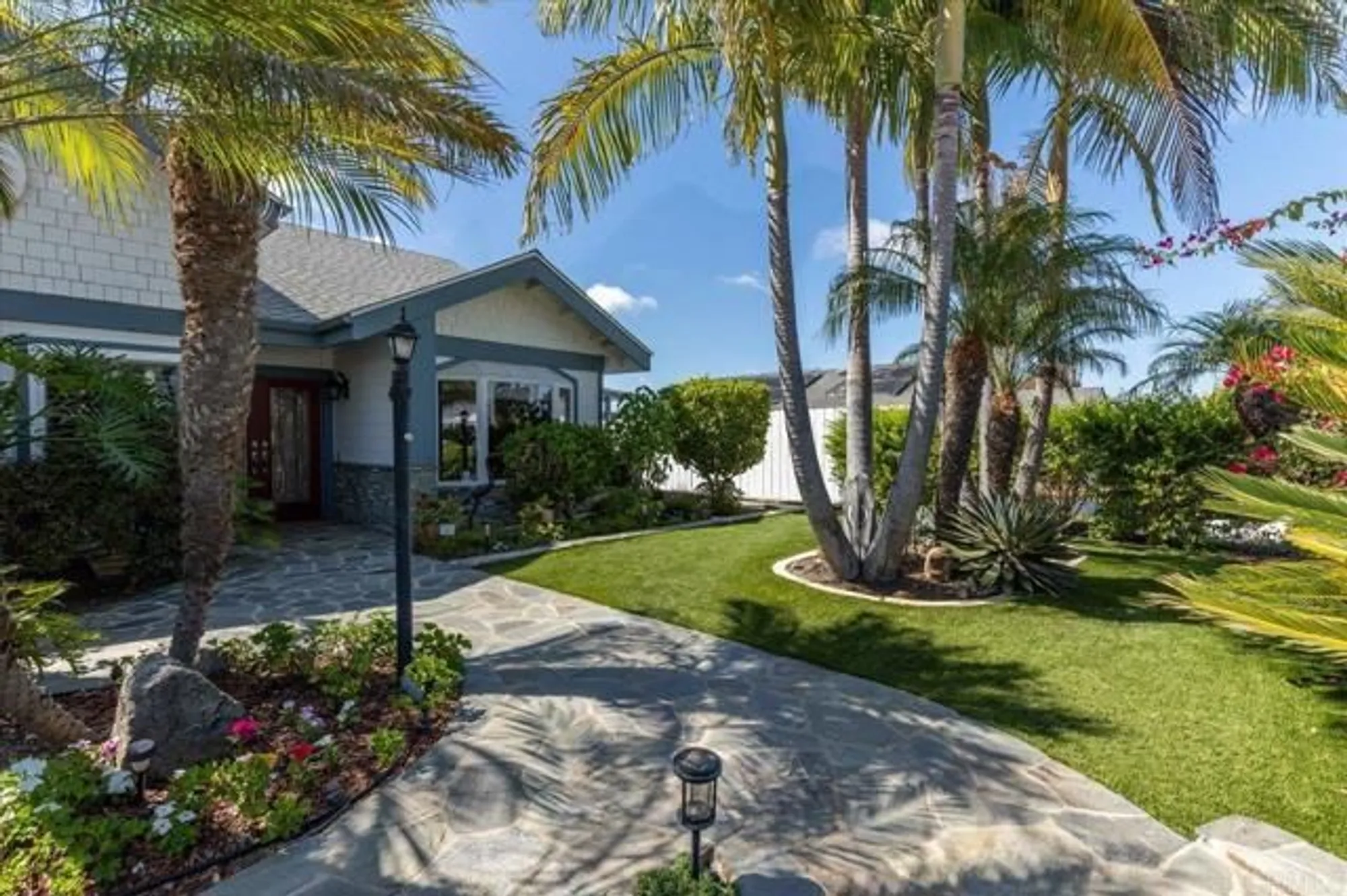 Property Slideshow image 46 of 59 | 1054 la sombra dr, San Marcos, CA, 92078