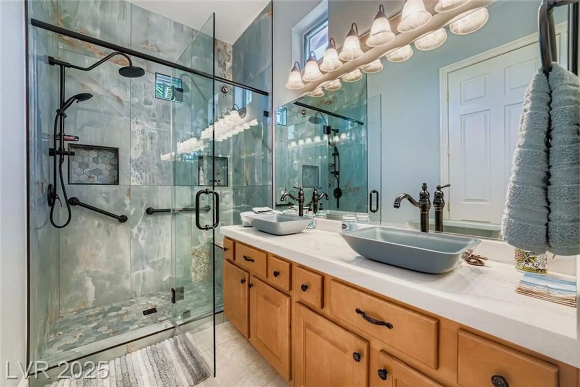 Property Slideshow image 32 of 35 | 4198 melodia songo ct, Las Vegas, NV, 89135