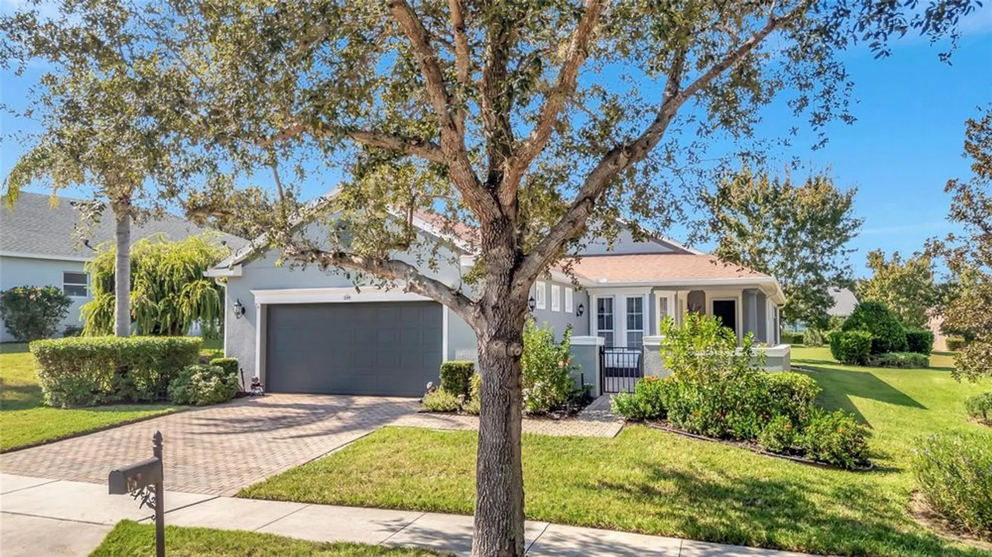 Property Slideshow image 2 of 51 | 109 falling acorn ave, Groveland, FL, 34736