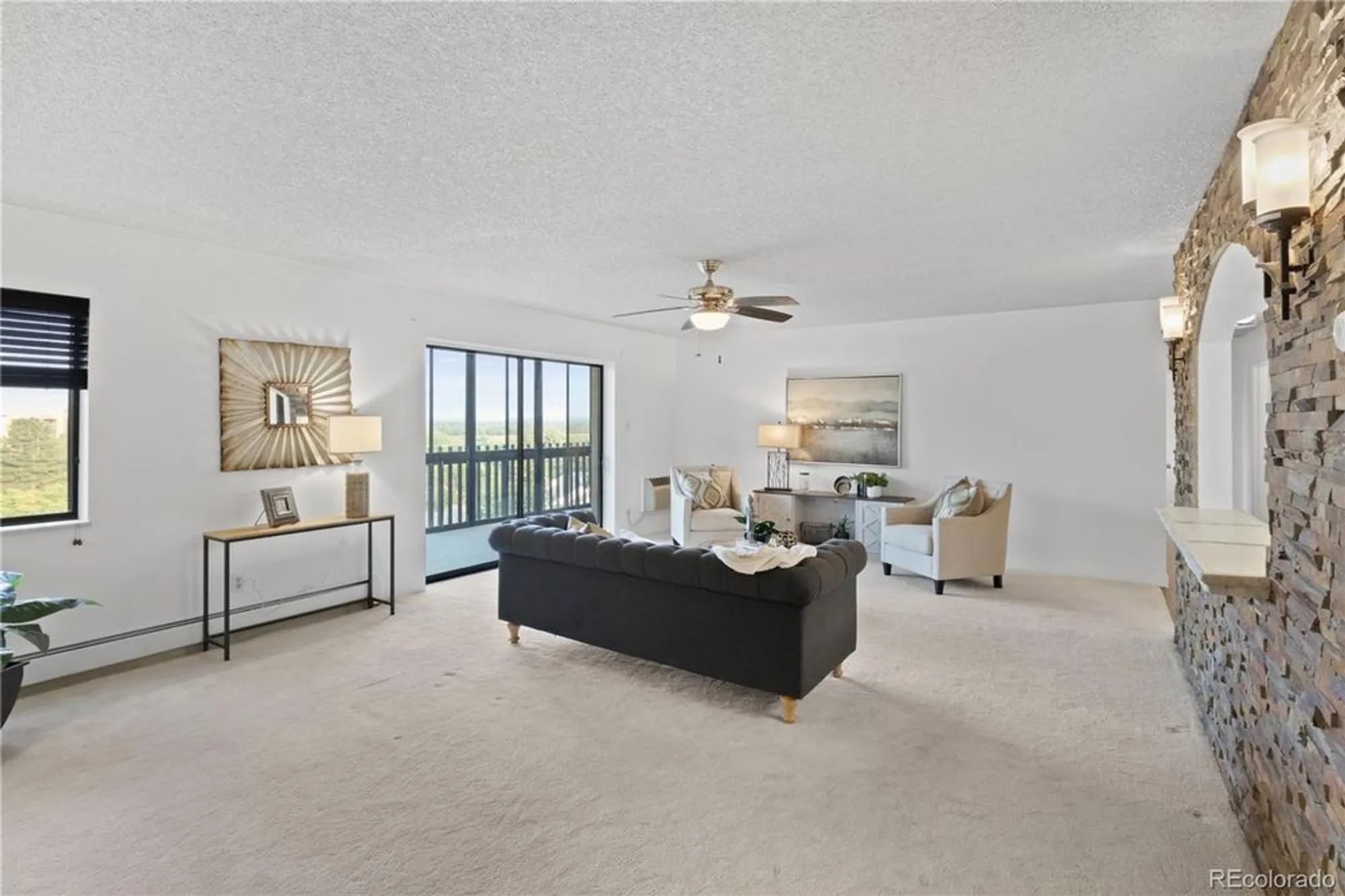 Property Slideshow image 8 of 50 | 14152 e linvale pl apt 605, Aurora, CO, 80014