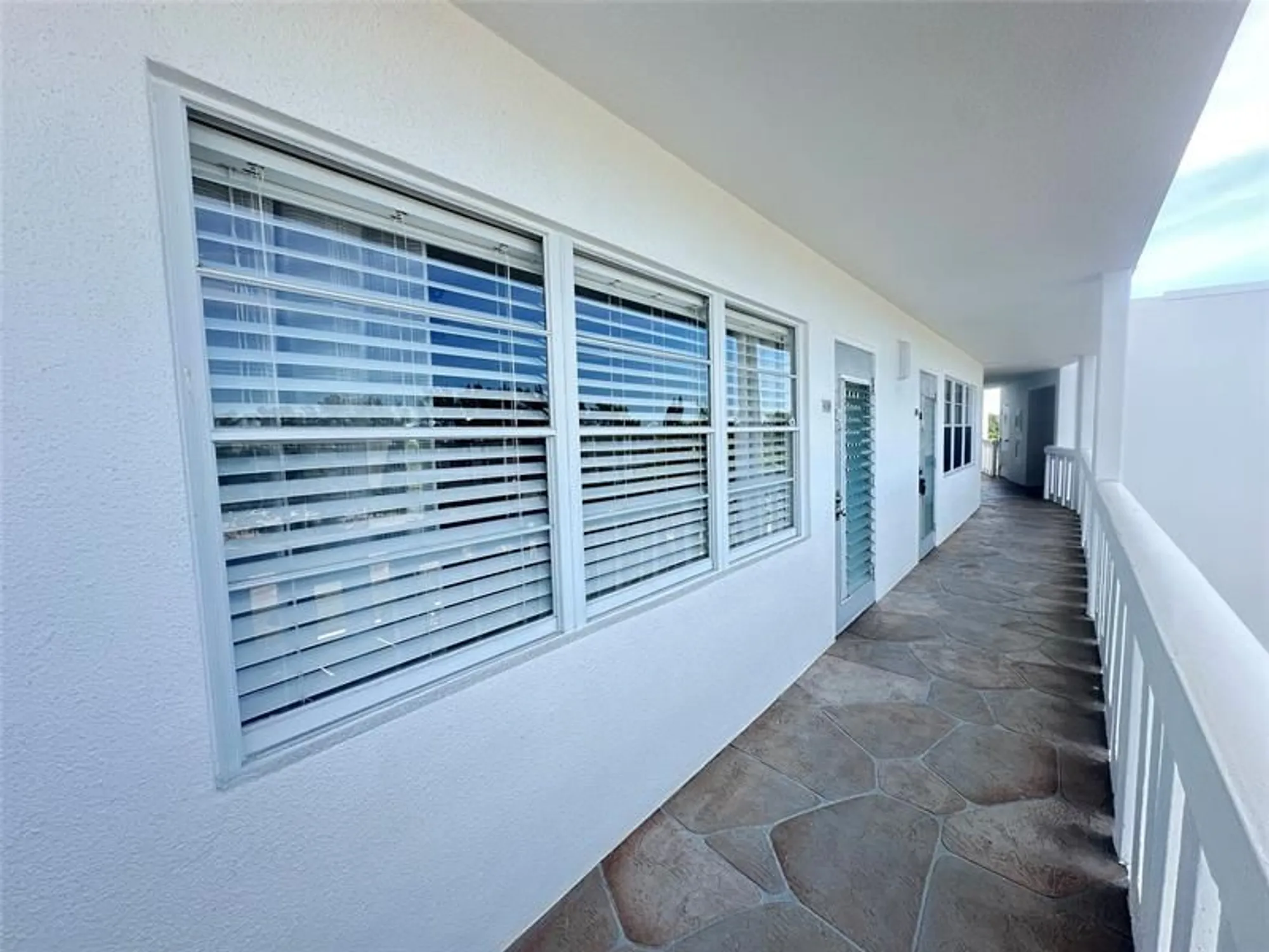 Property Slideshow image 28 of 64 | 4108 cambridge e unit e, Deerfield Beach, FL, 33442