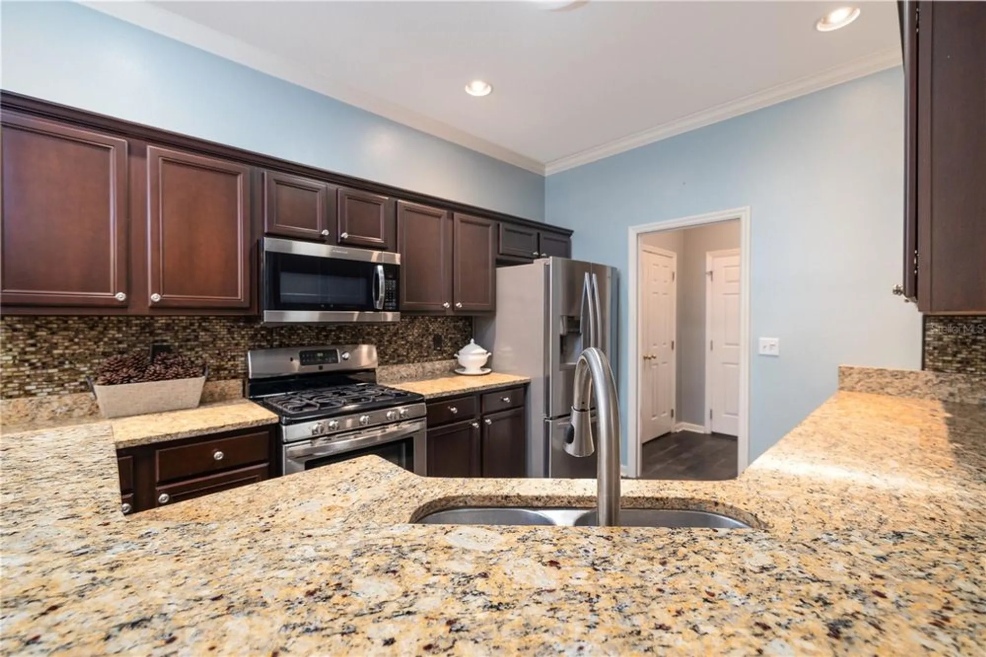 Property Slideshow image 10 of 44 | 107 wethersfield ct, Deland, FL, 32724