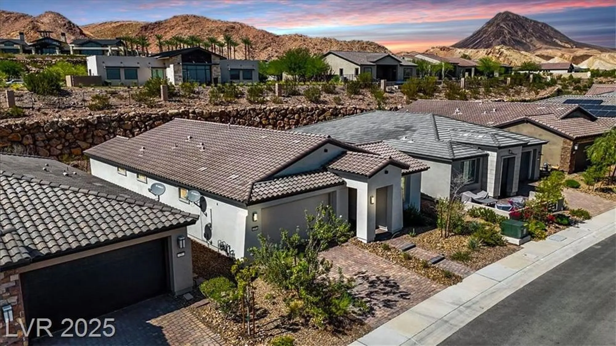 Property Slideshow image 34 of 35 | 25 stone yucca ct, Henderson, NV, 89011