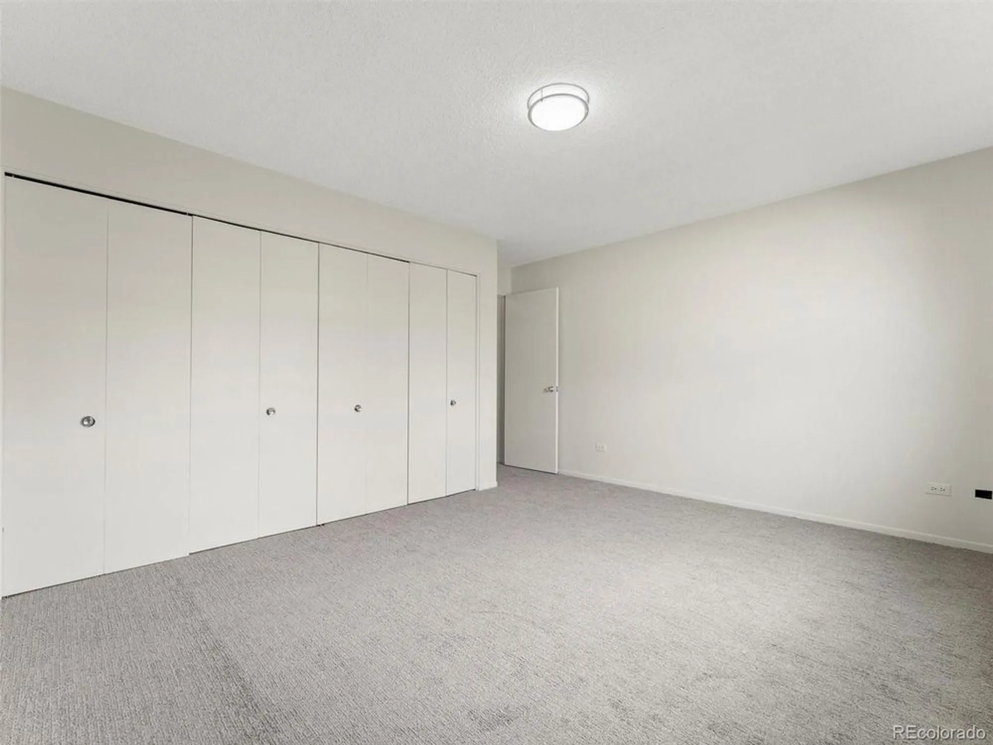 Property Slideshow image 11 of 37 | 605 s alton way 2b, Denver, CO, 80247