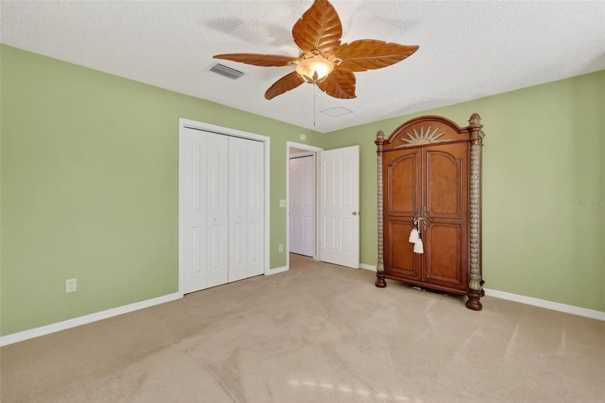 Property Slideshow image 28 of 34 | 17285 se 85th willowick cir, The Villages, FL, 32162