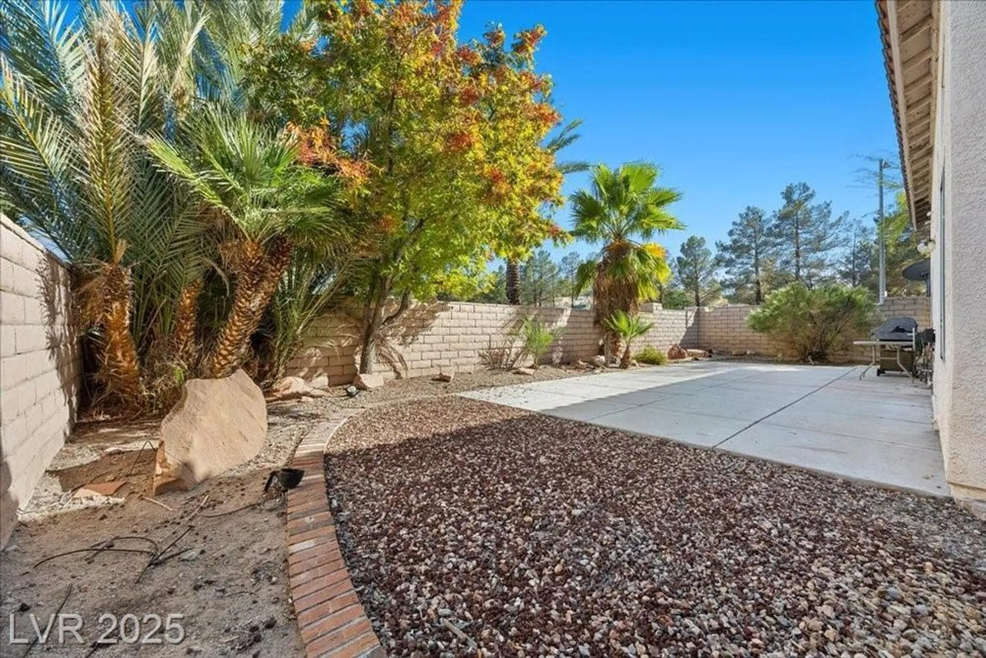 Property Slideshow image 32 of 41 | 4890 el capote dr, Las Vegas, NV, 89147