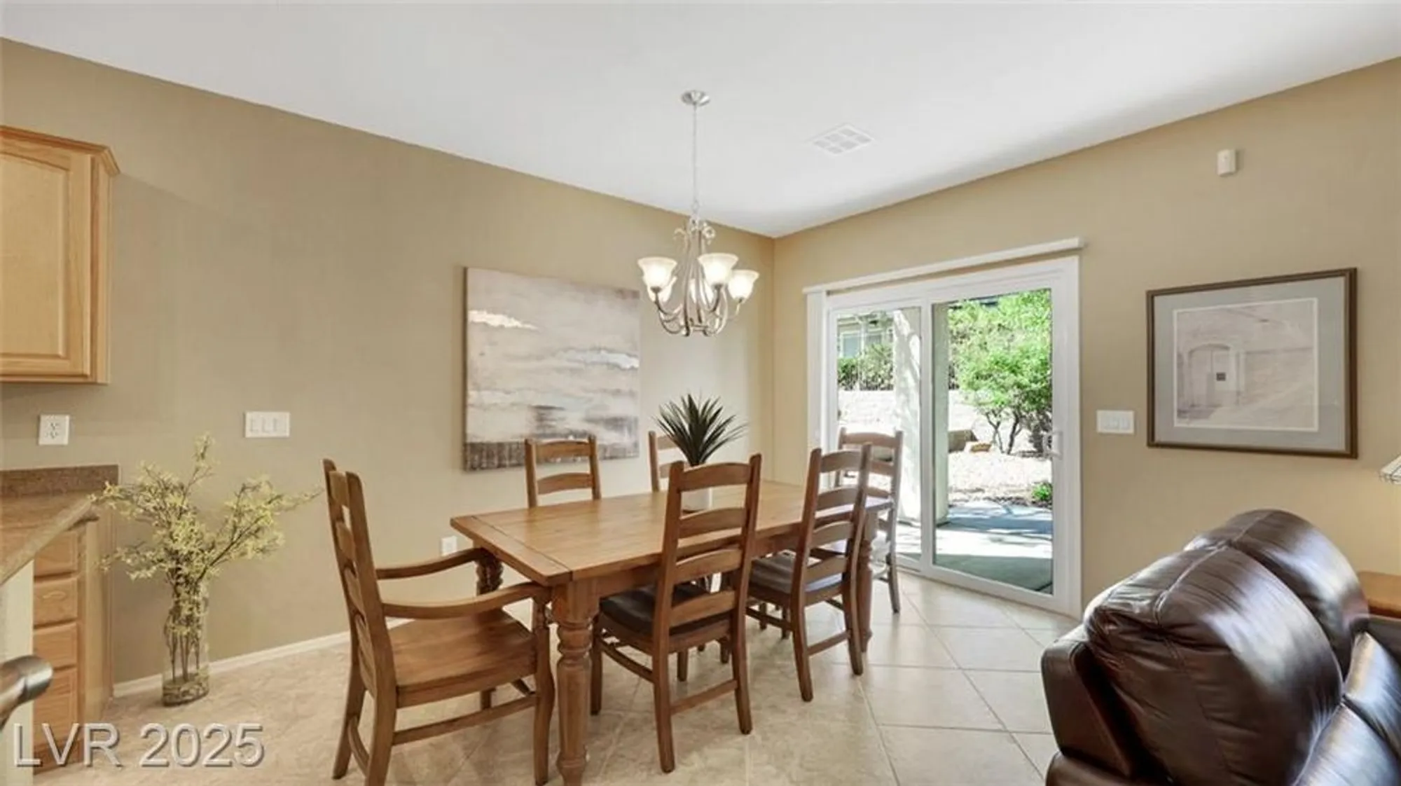 Property Slideshow image 19 of 65 | 2119 burtonsville dr, Henderson, NV, 89044