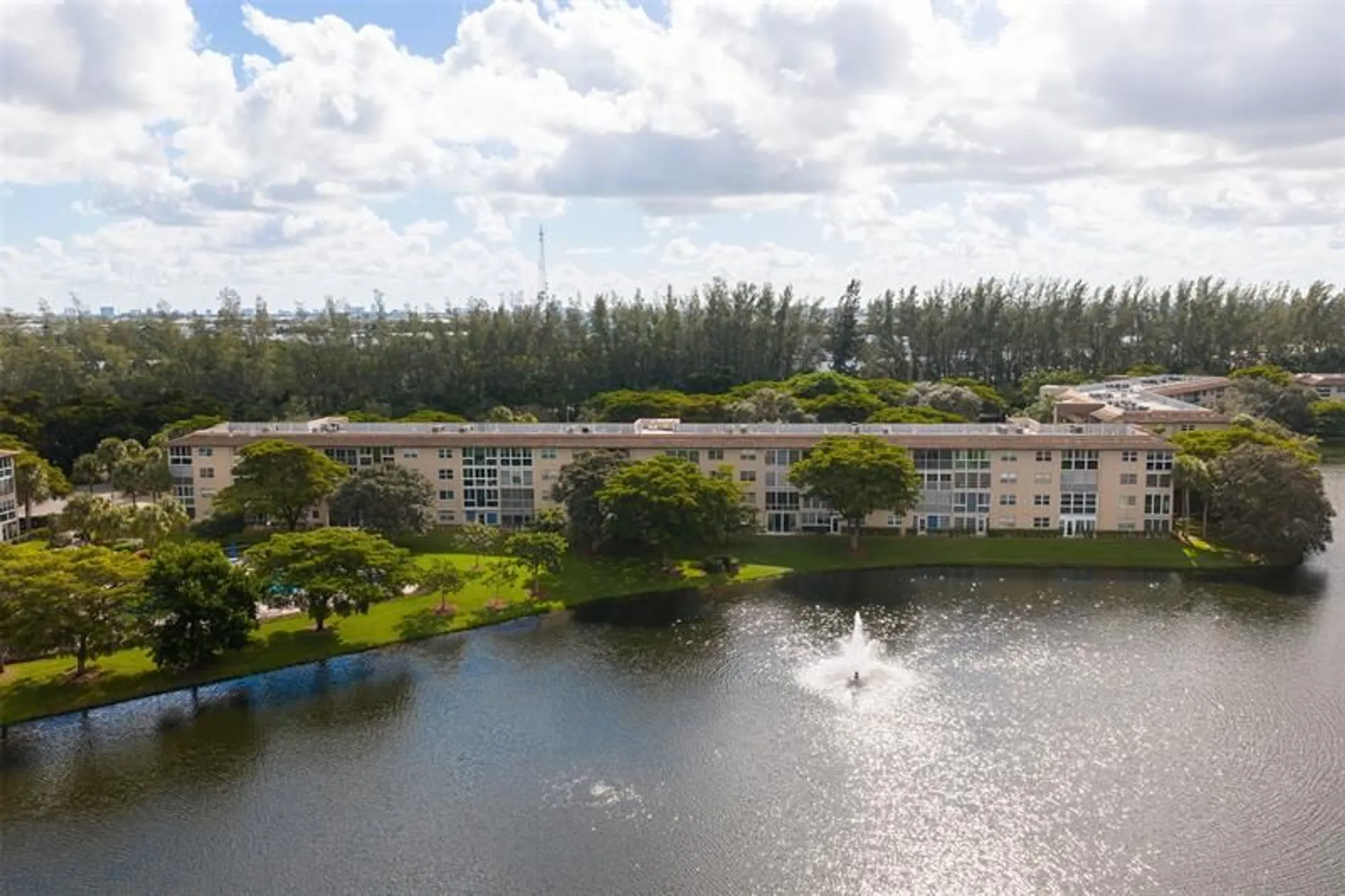 Property Slideshow image 23 of 33 | 1703 andros isle g4, Coconut Creek, FL, 33066