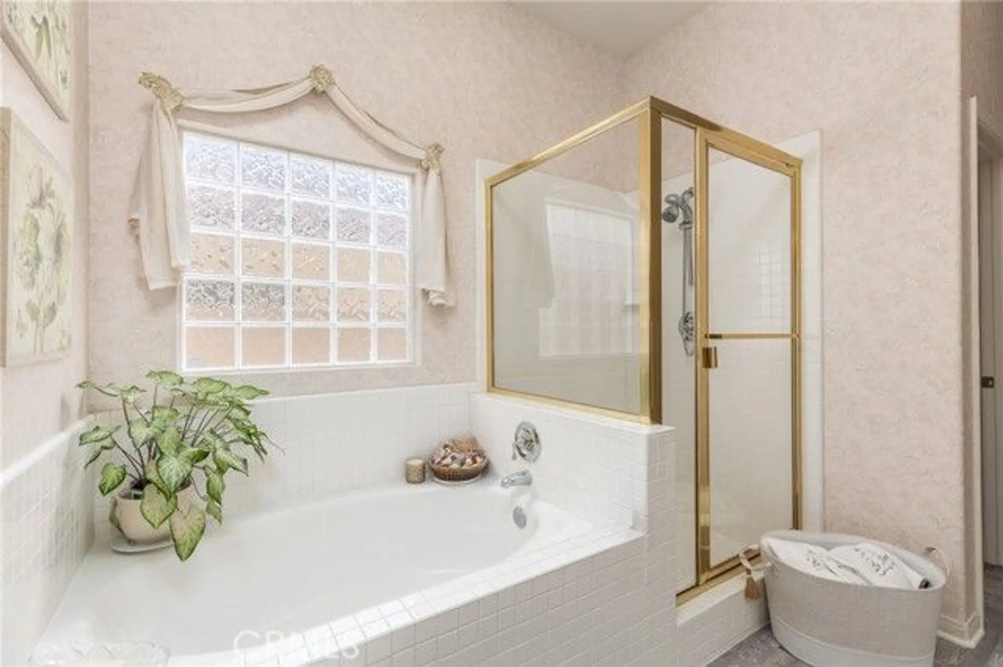 Property Slideshow image 17 of 40 | 4967 singing hills dr, Banning, CA, 92220