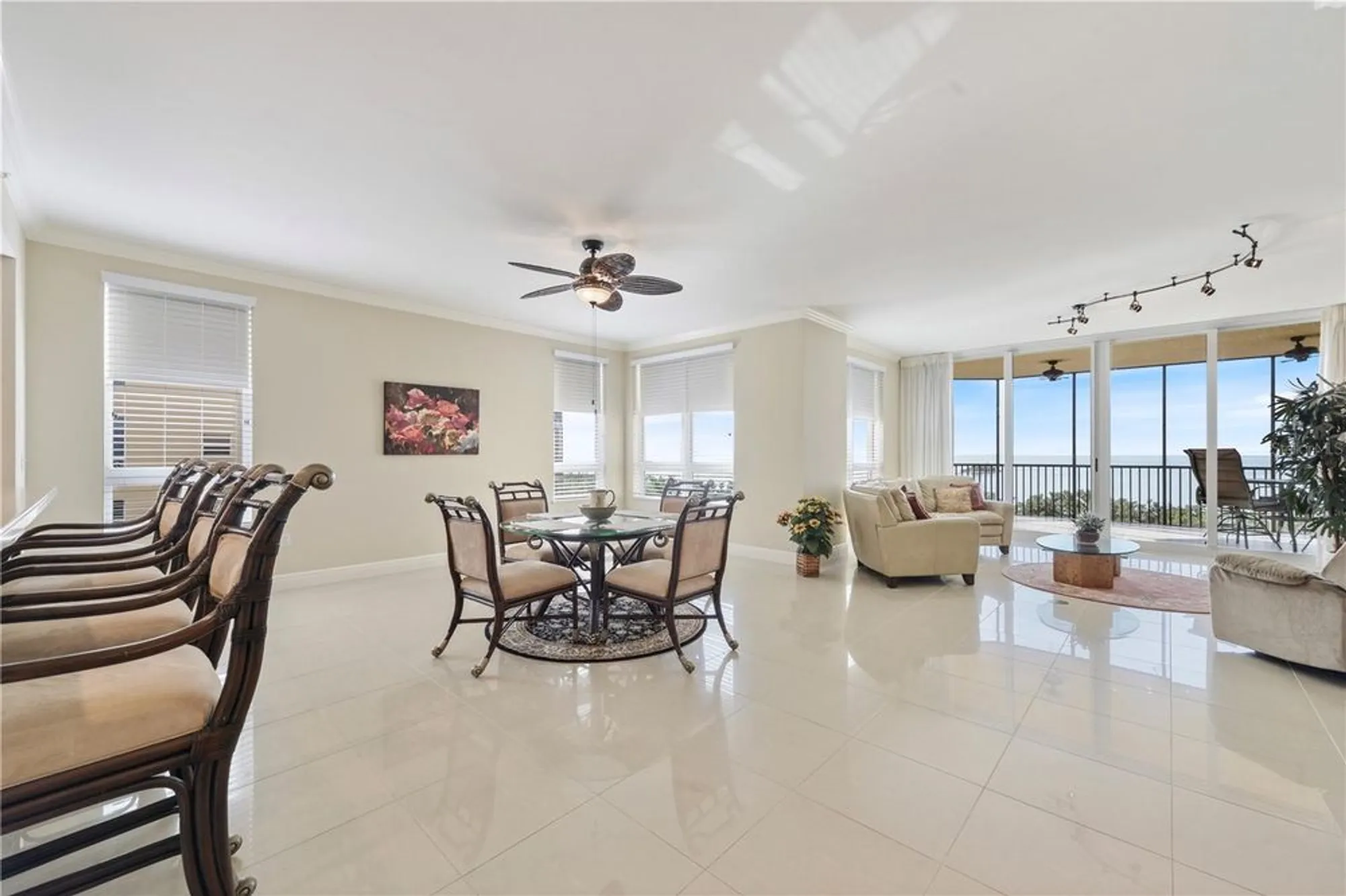Property Slideshow image 18 of 73 | 3329 sunset key cir 401, Punta Gorda, FL, 33955