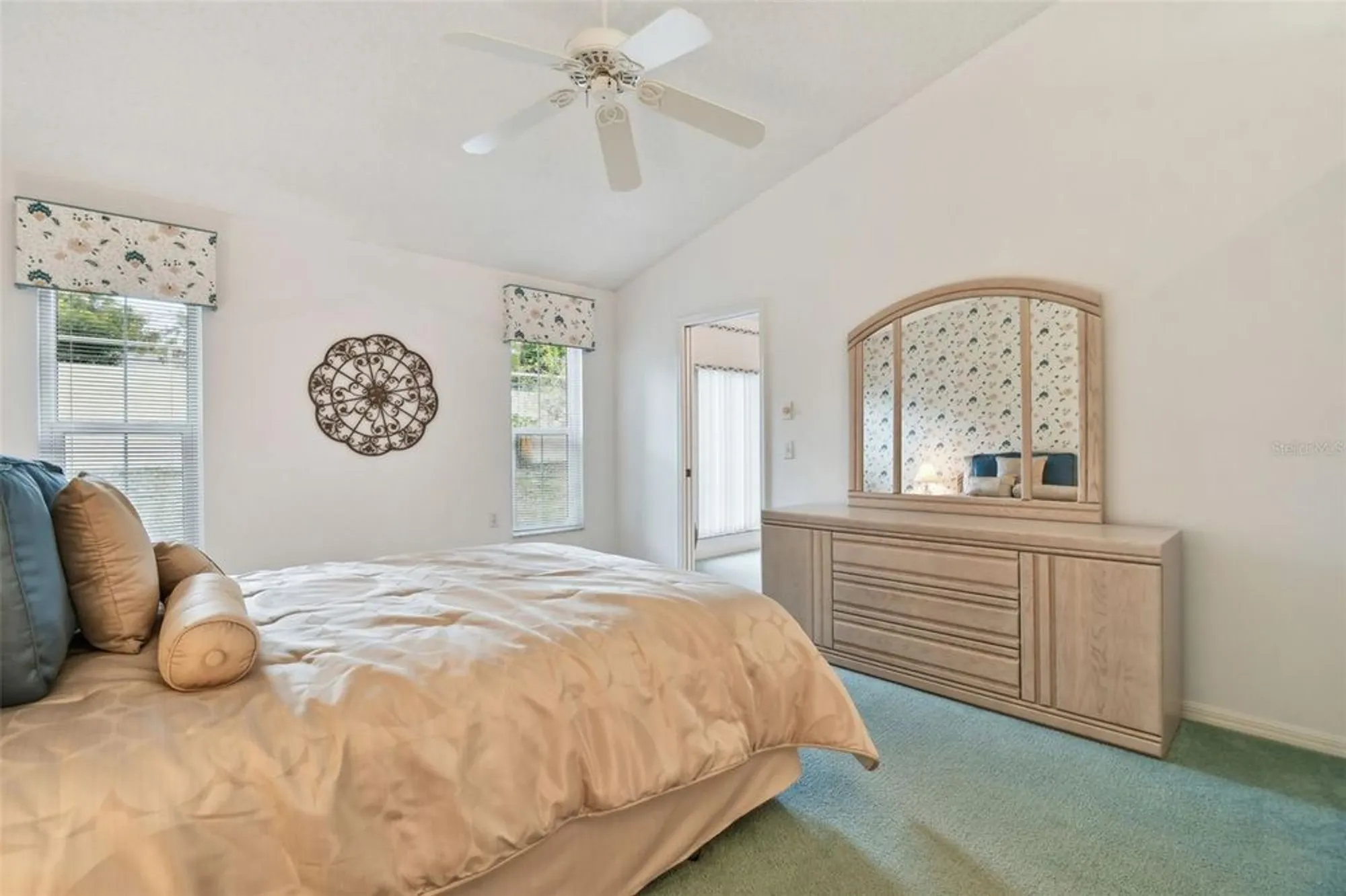 Property Slideshow image 5 of 38 | 1700 highland club ct, Palm Harbor, FL, 34684