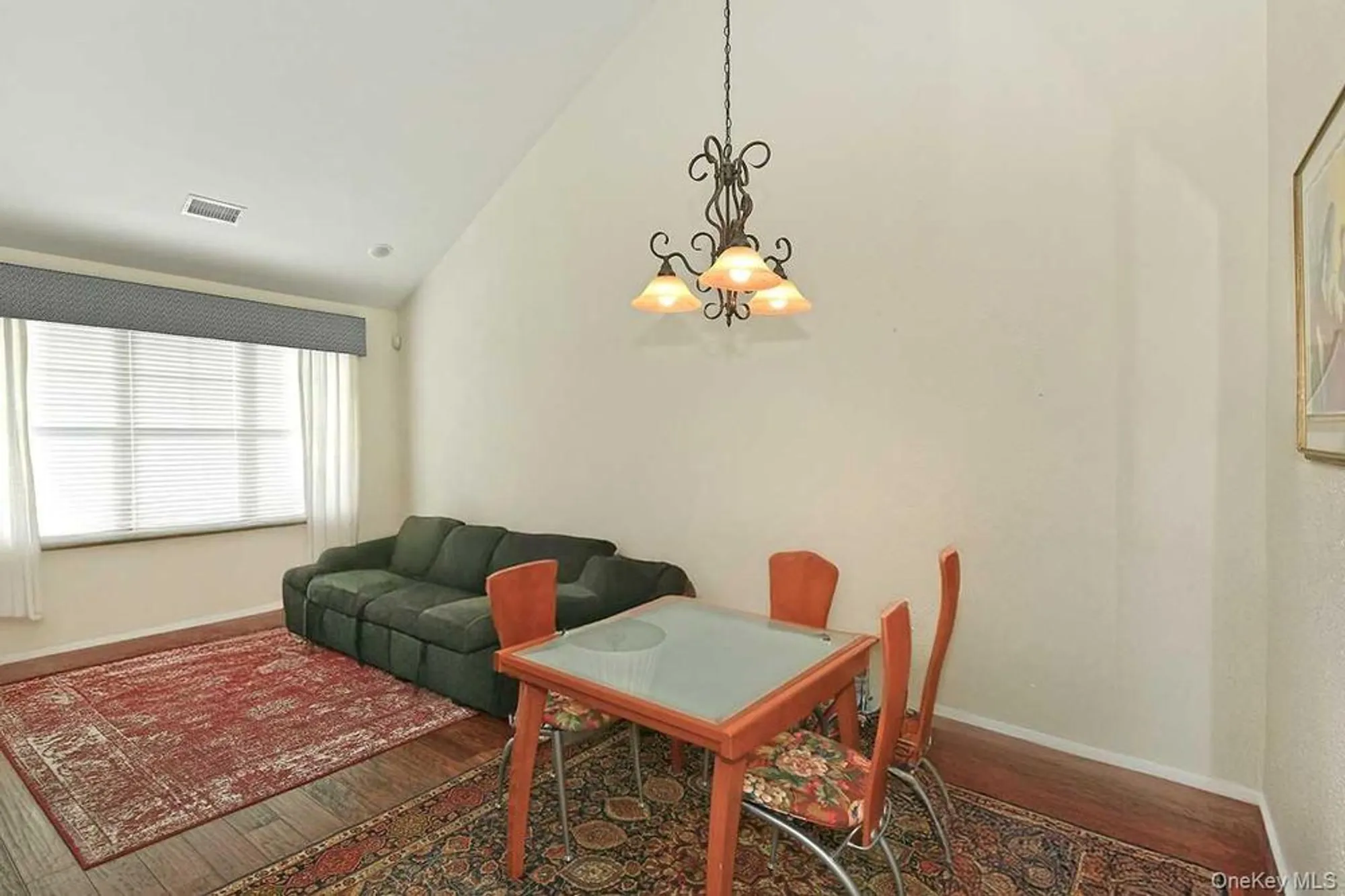 Property Slideshow image 8 of 20 | 123 emanuel way, East Meadow, NY, 11554