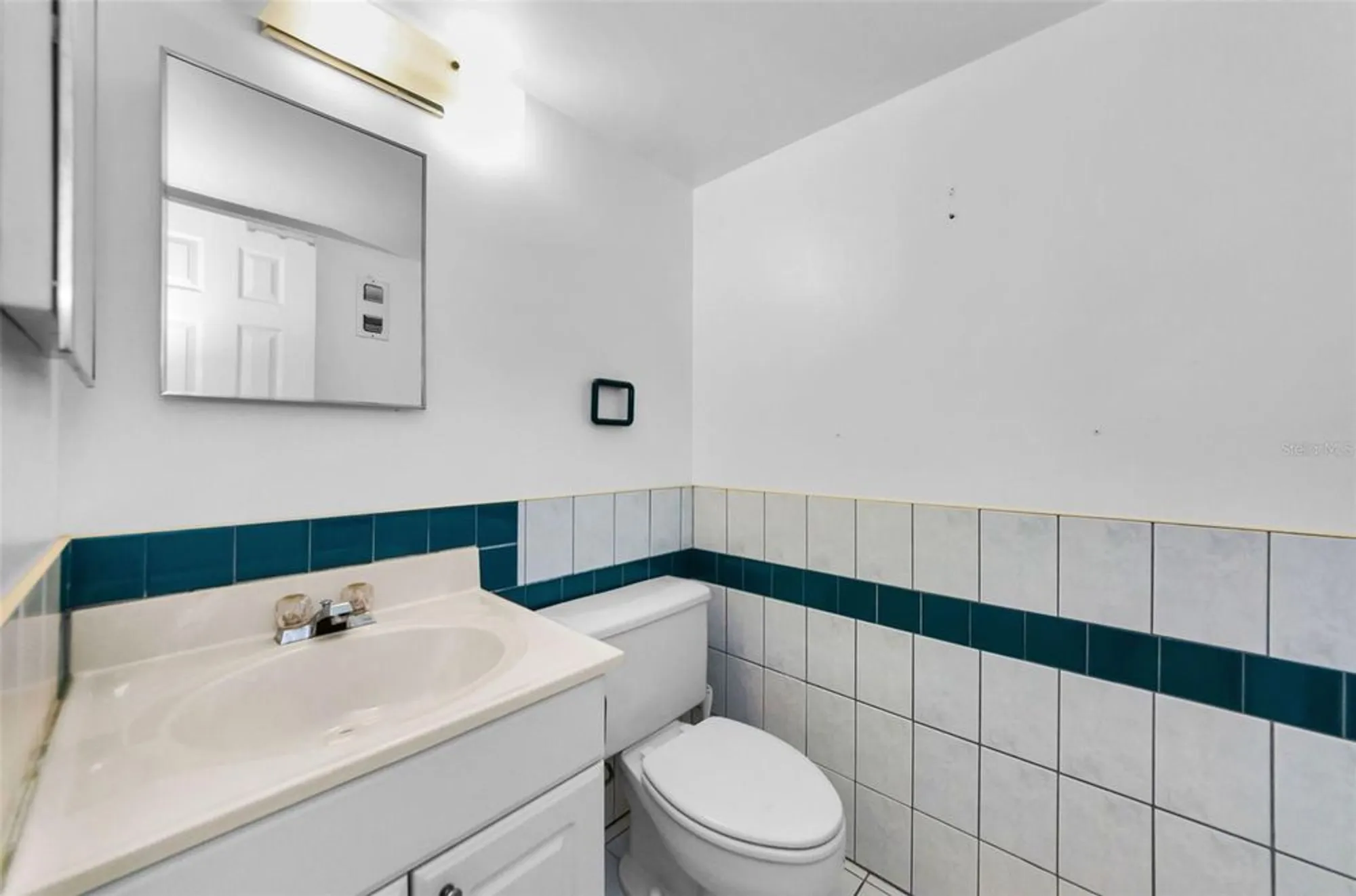 Property Slideshow image 26 of 49 | 14130 rosemary ln apt 3306, Largo, FL, 33774